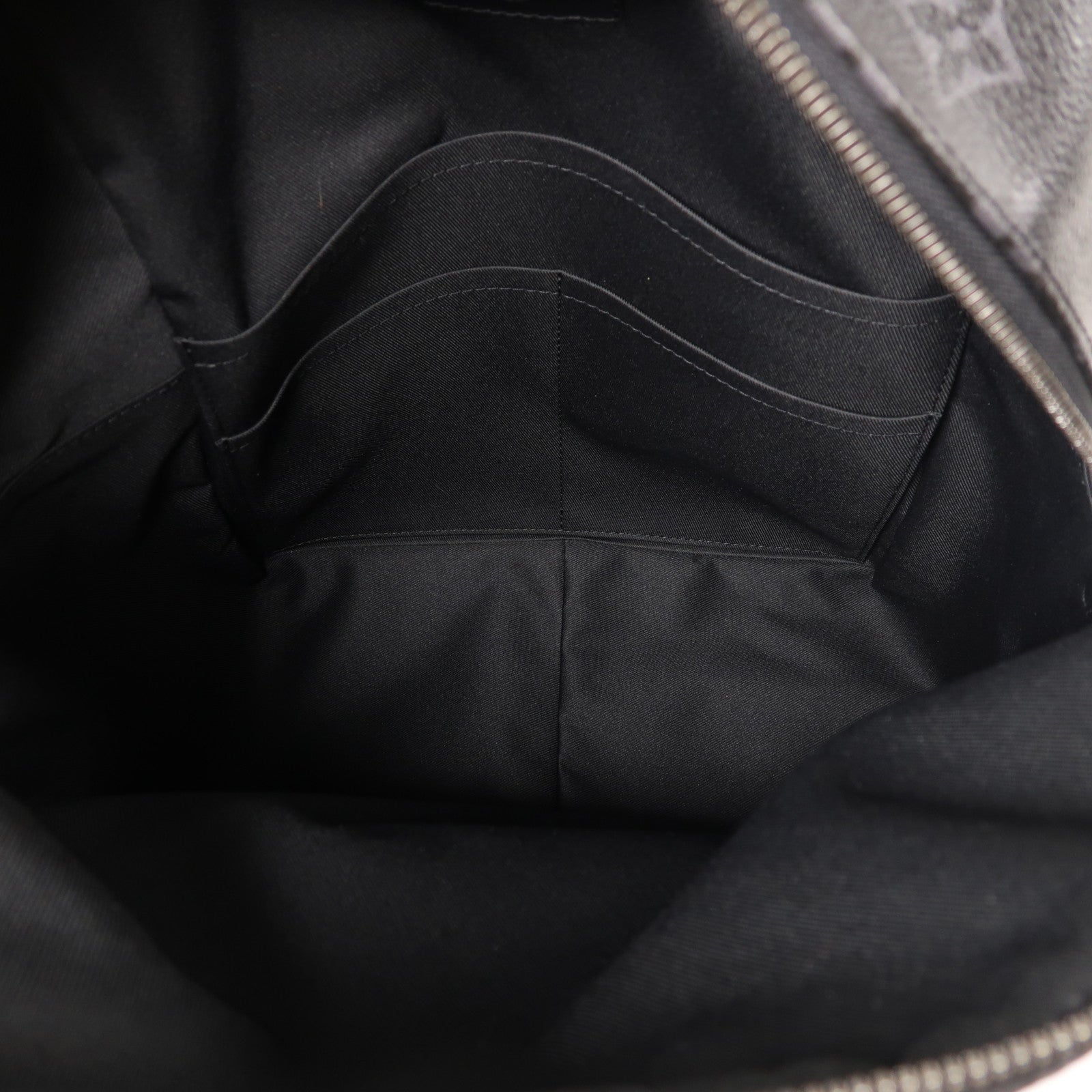 LOUIS VUITTON Monogram Eclipse LV x Fragment Apollo背包