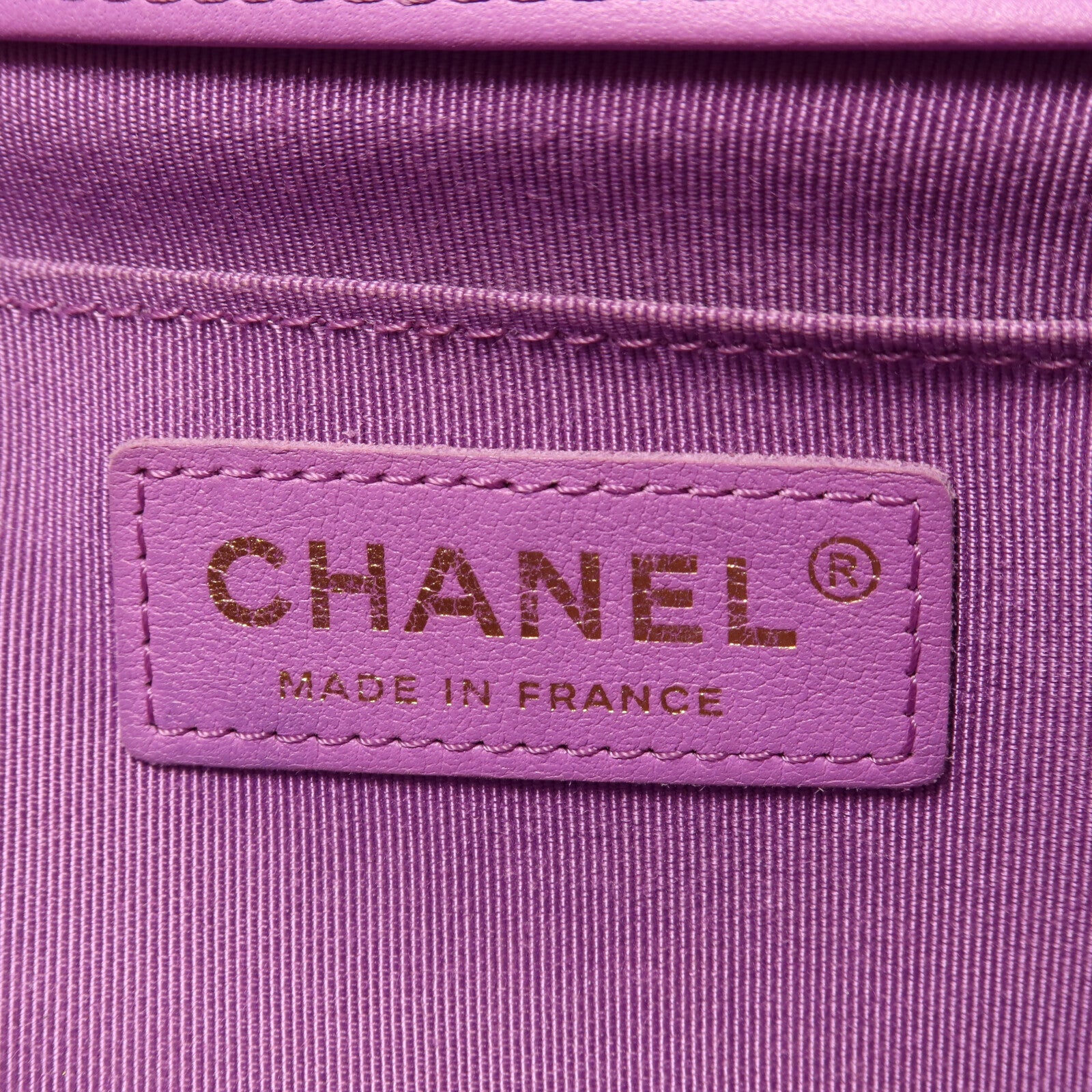 CHANEL 牛皮皮革Boy 25鏈帶肩背袋