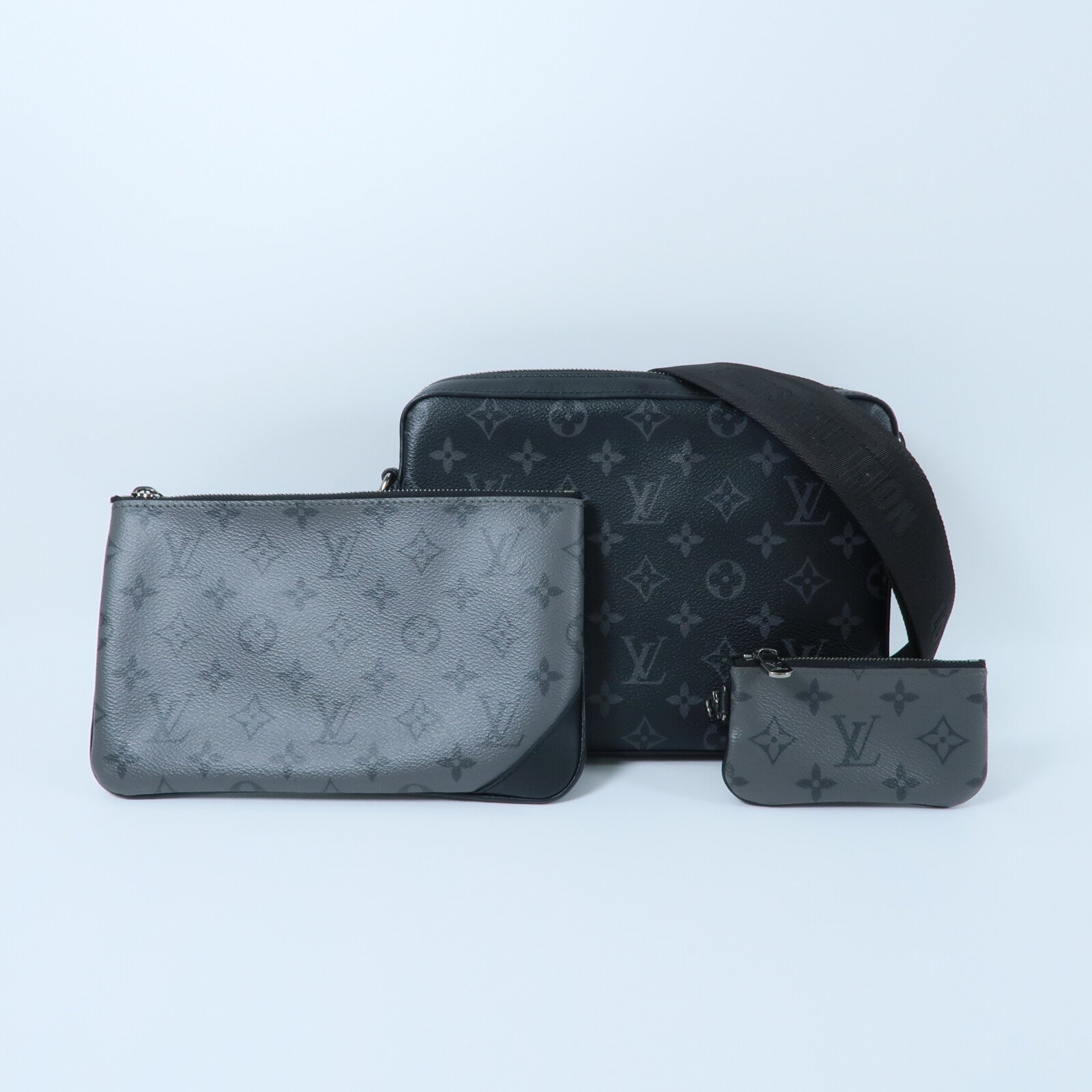 LOUIS VUITTON Monogram Eclipse Reverse Trio Messenger肩背袋