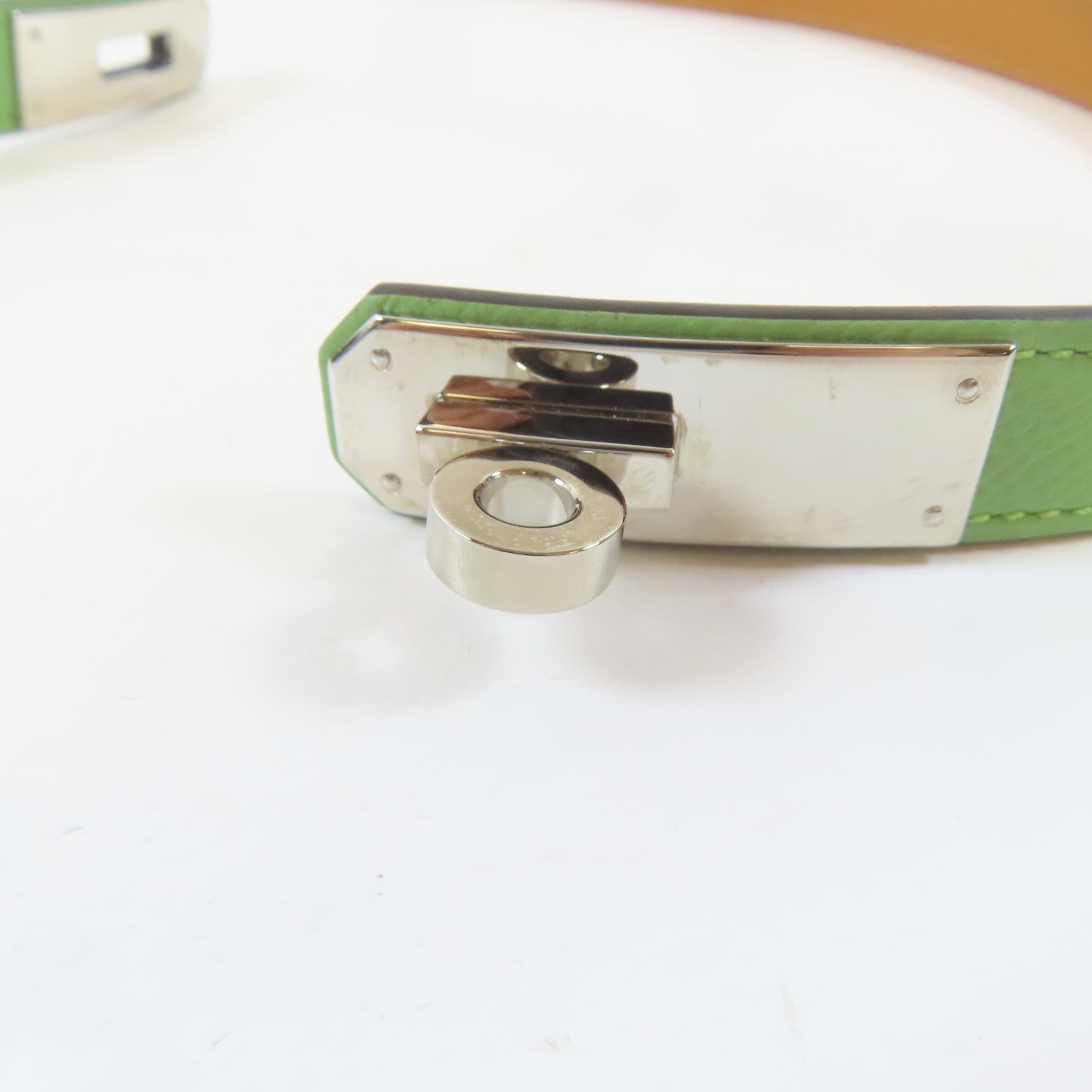HERMES Epsom皮革Kelly Pocket 18 Belt銀扣皮帶Vert Criquet/綠色
