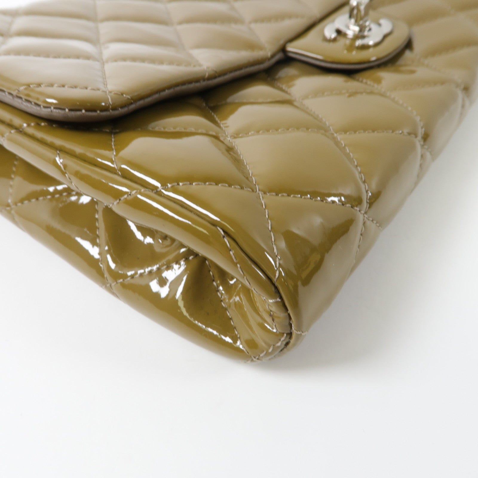 CHANEL 漆皮皮革Shoulder Bag銀扣鏈帶肩背袋