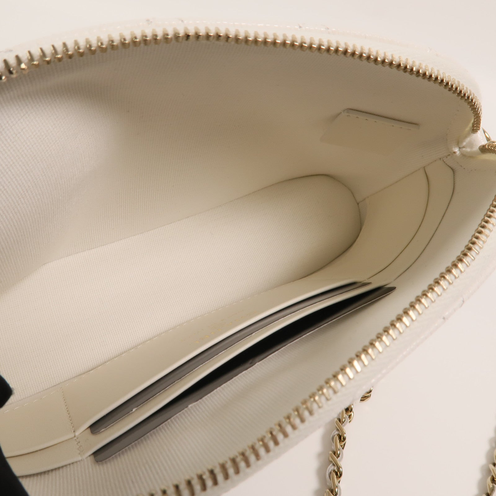 CHANEL 牛皮皮革Chain Shoulder鏈帶肩背袋