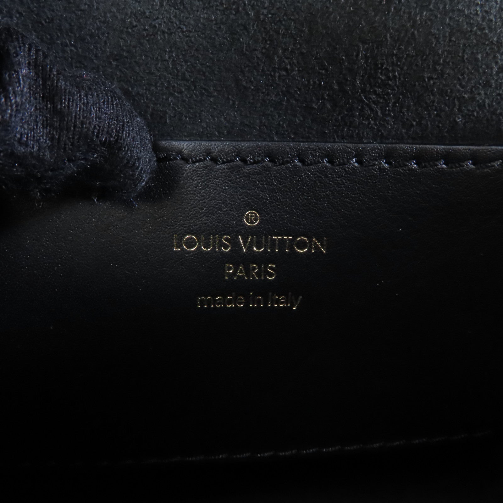 LOUIS VUITTON 牛皮皮革New Wave Multi Pochette金扣肩背袋黑色