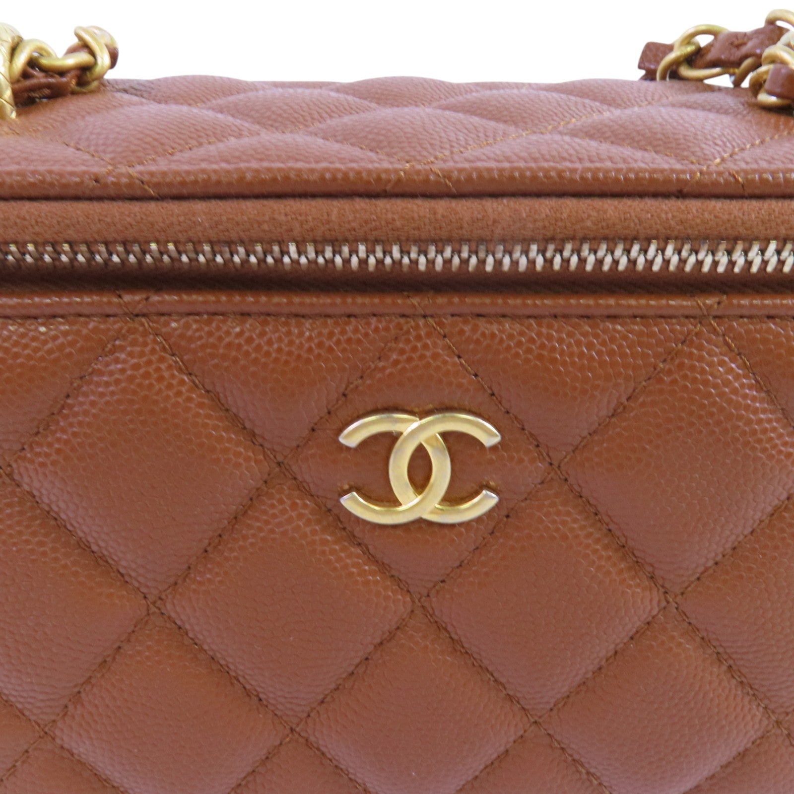 CHANEL 牛皮皮革Vanity Bag金扣鏈帶肩背袋