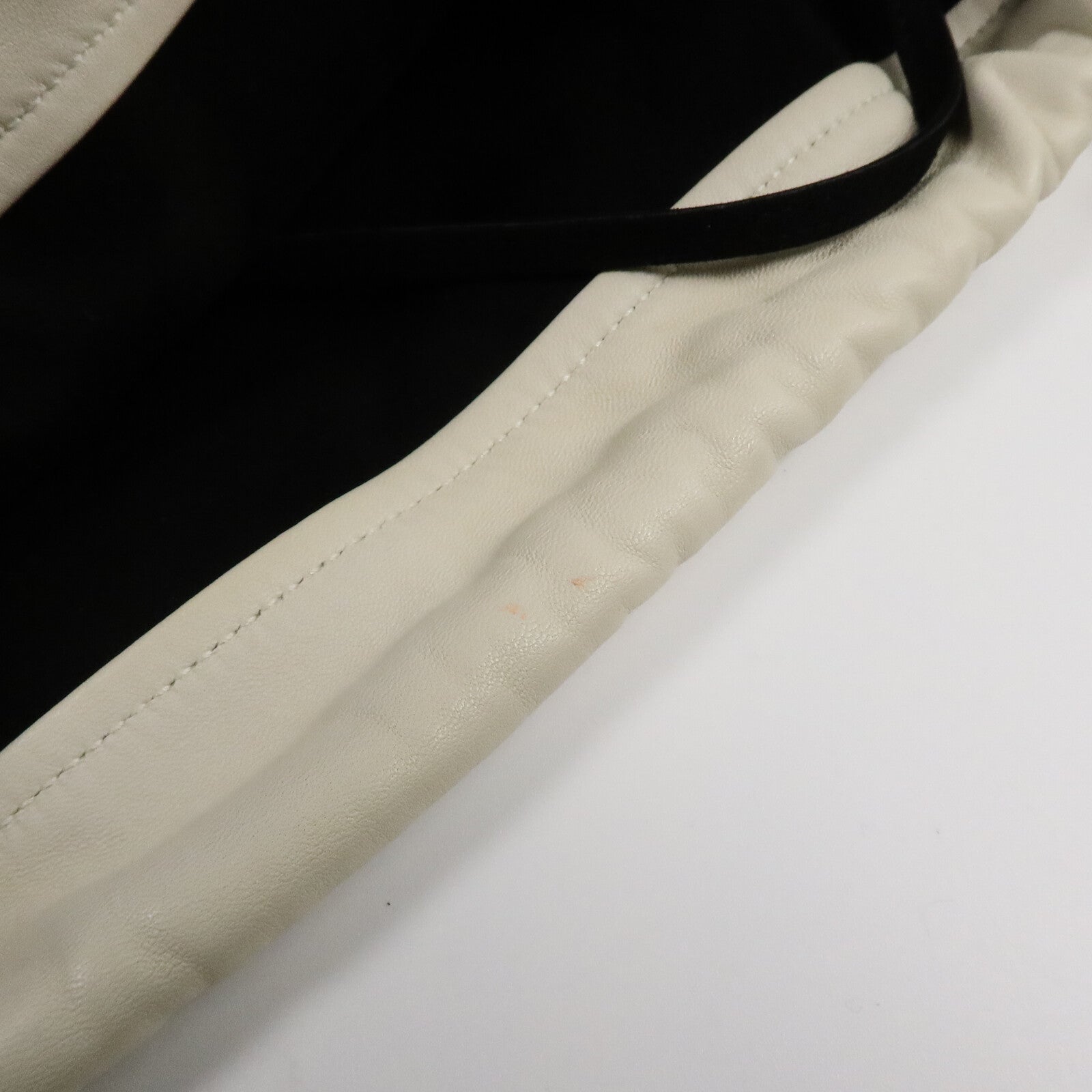 SAINT LAURENT 羊皮皮革Teddy Bucket肩背袋