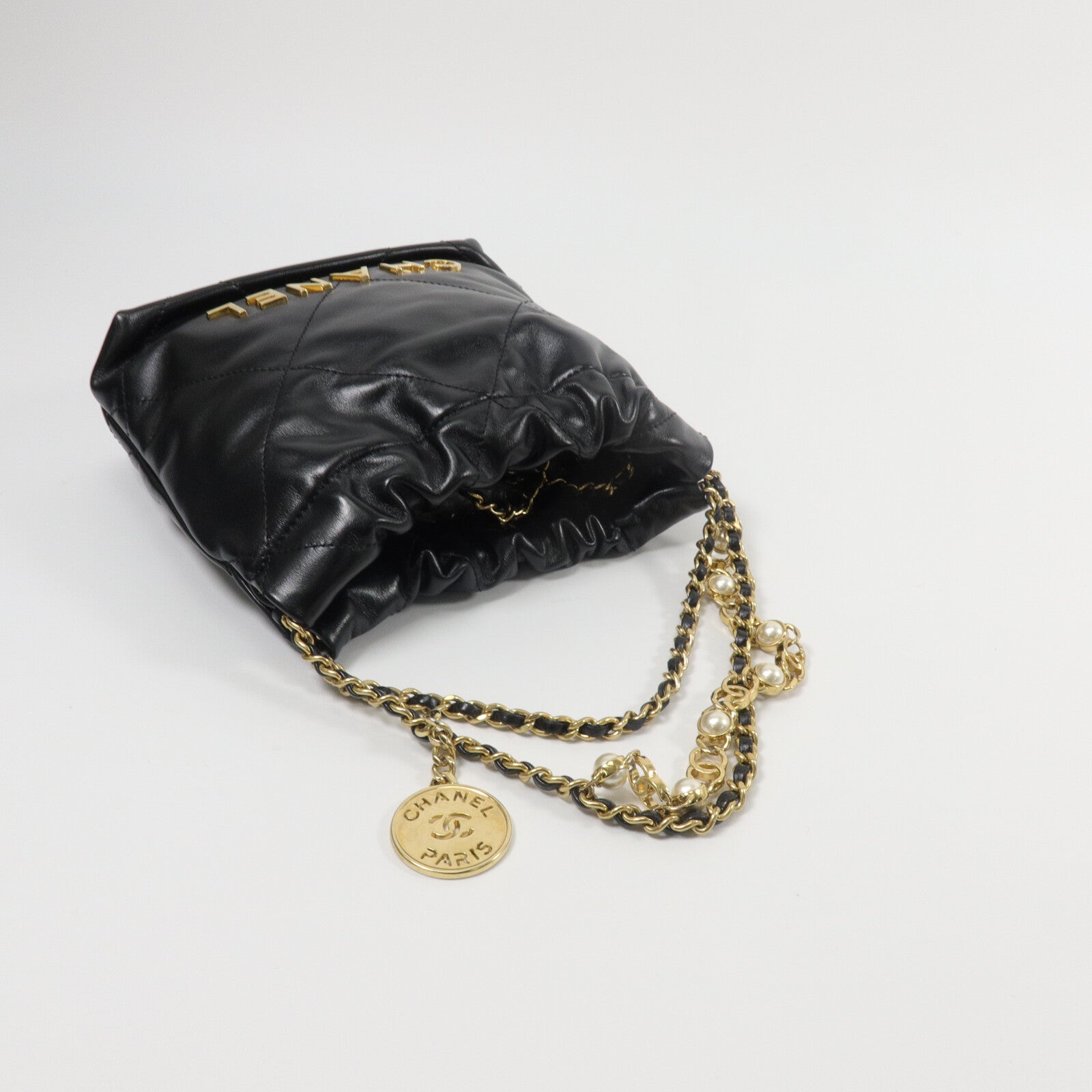 CHANEL 牛皮皮革Chanel 22 Mini鏈帶肩背袋