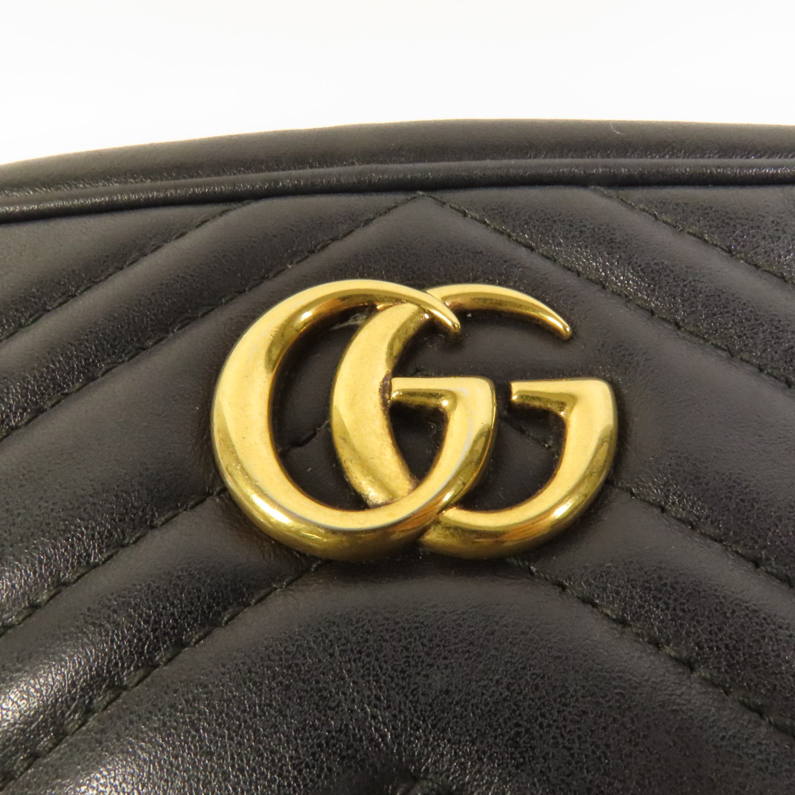 GUCCI 牛皮皮革GG Marmont Mini金扣肩背袋
