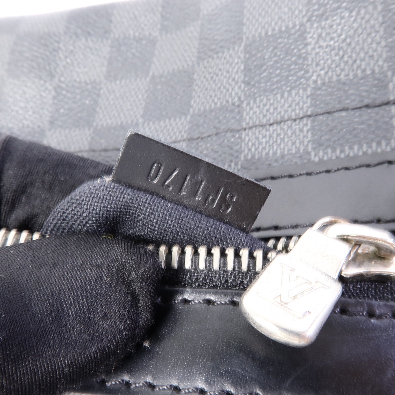 LOUIS VUITTON Damier Graghite Daniel MM肩背袋