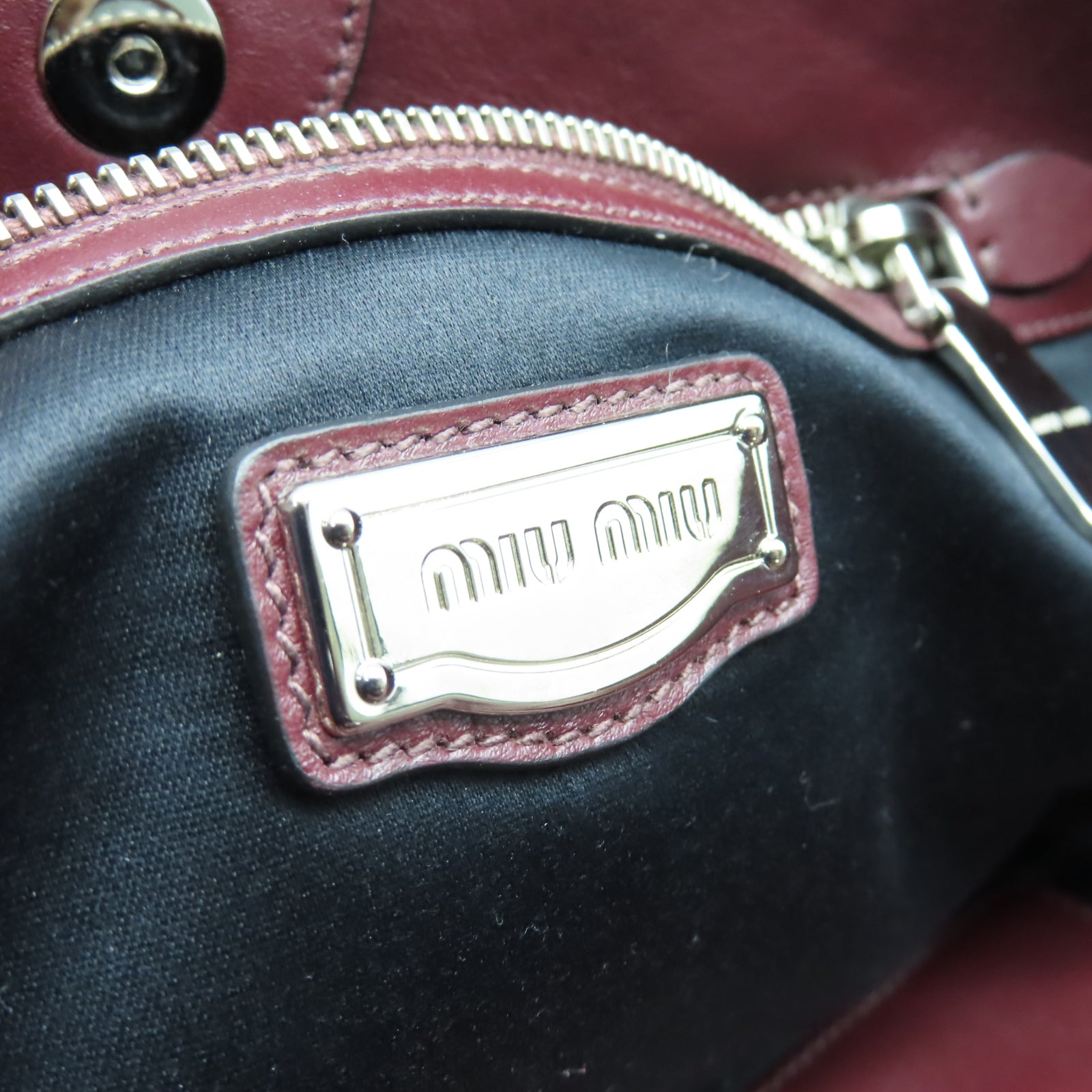 Miu Miu 【清倉大減價】羊皮皮革Tote Bag銀扣手挽袋紅色