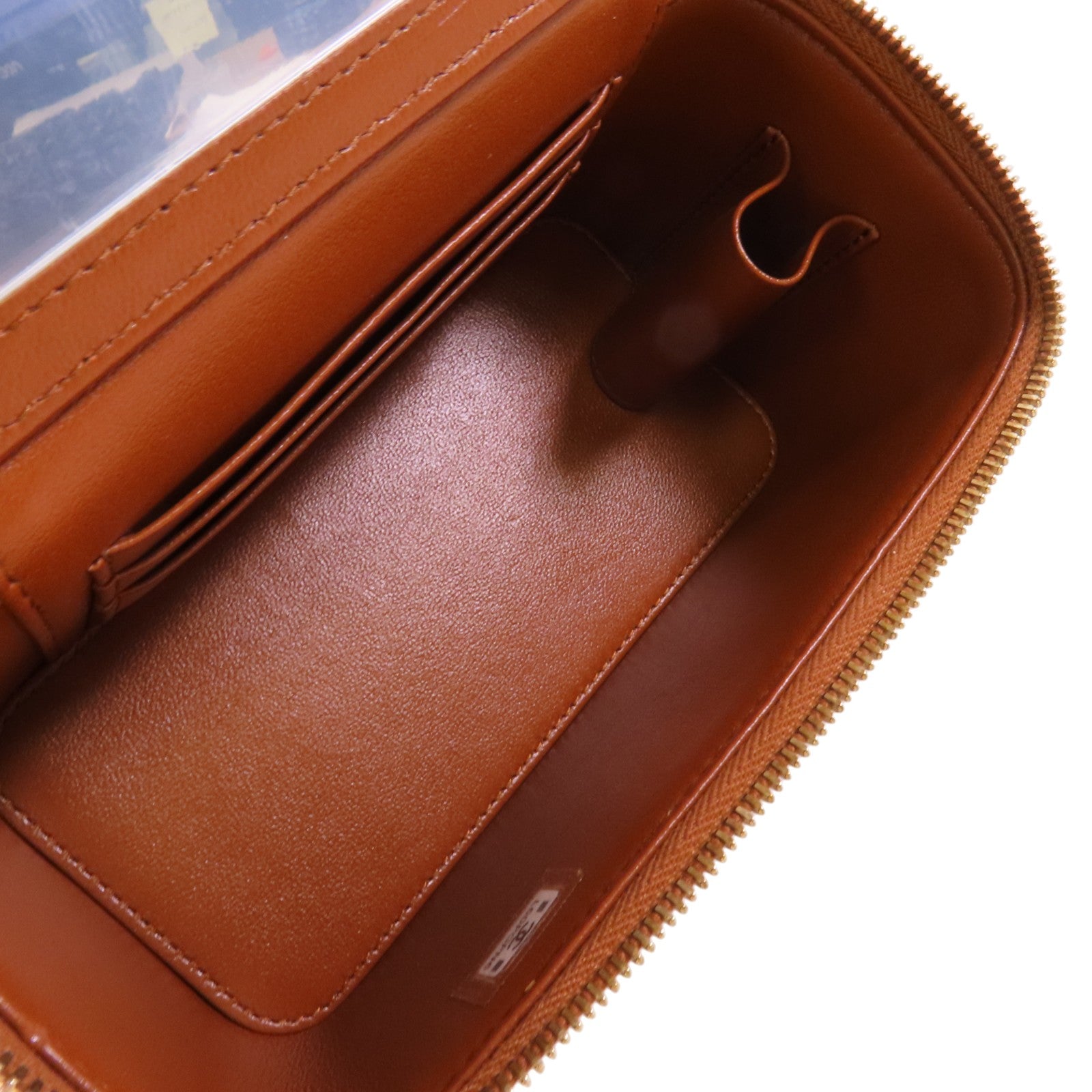 CHANEL 牛皮皮革Vanity Bag金扣鏈帶肩背袋