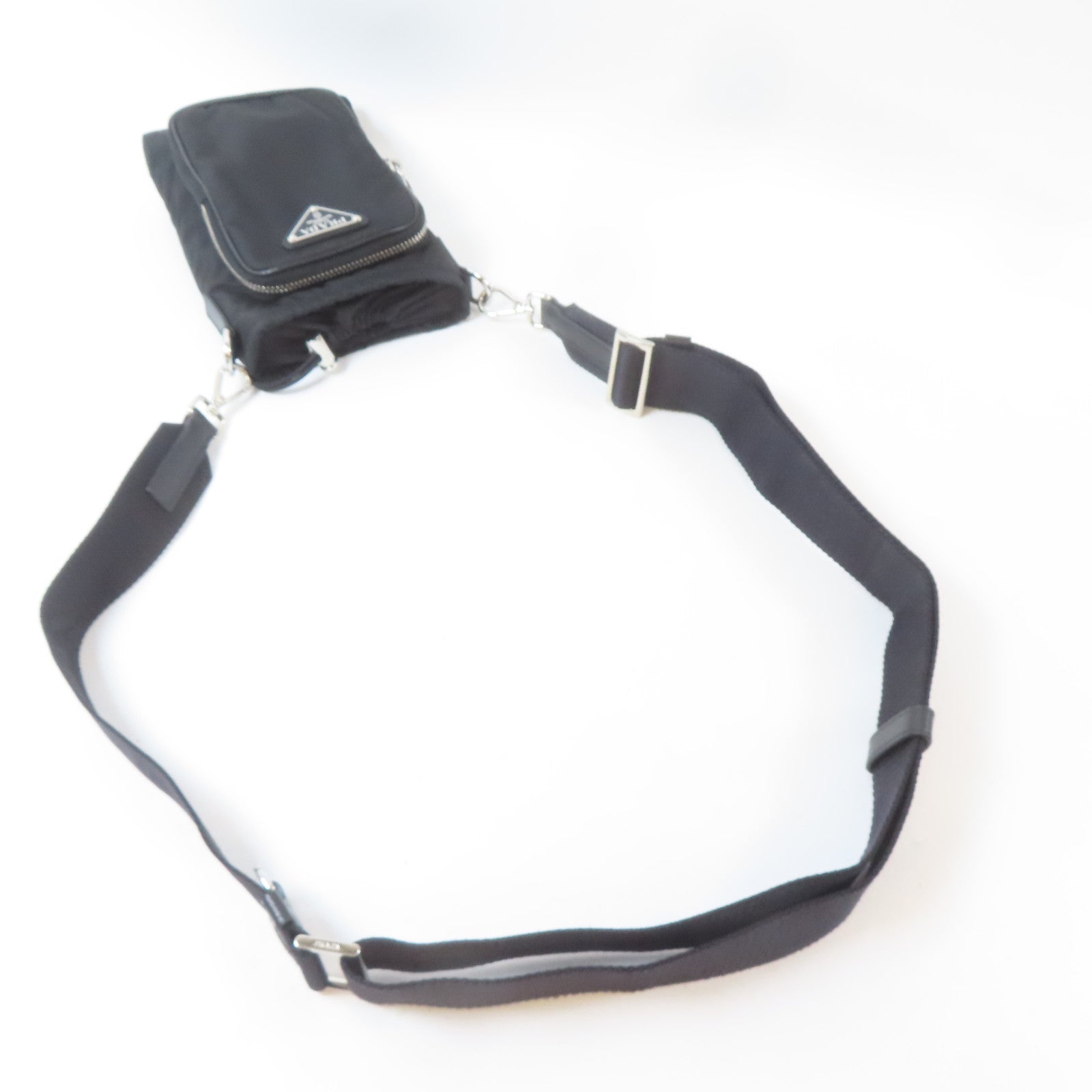 PRADA 尼龍Shoulder Bag銀扣肩背袋黑色