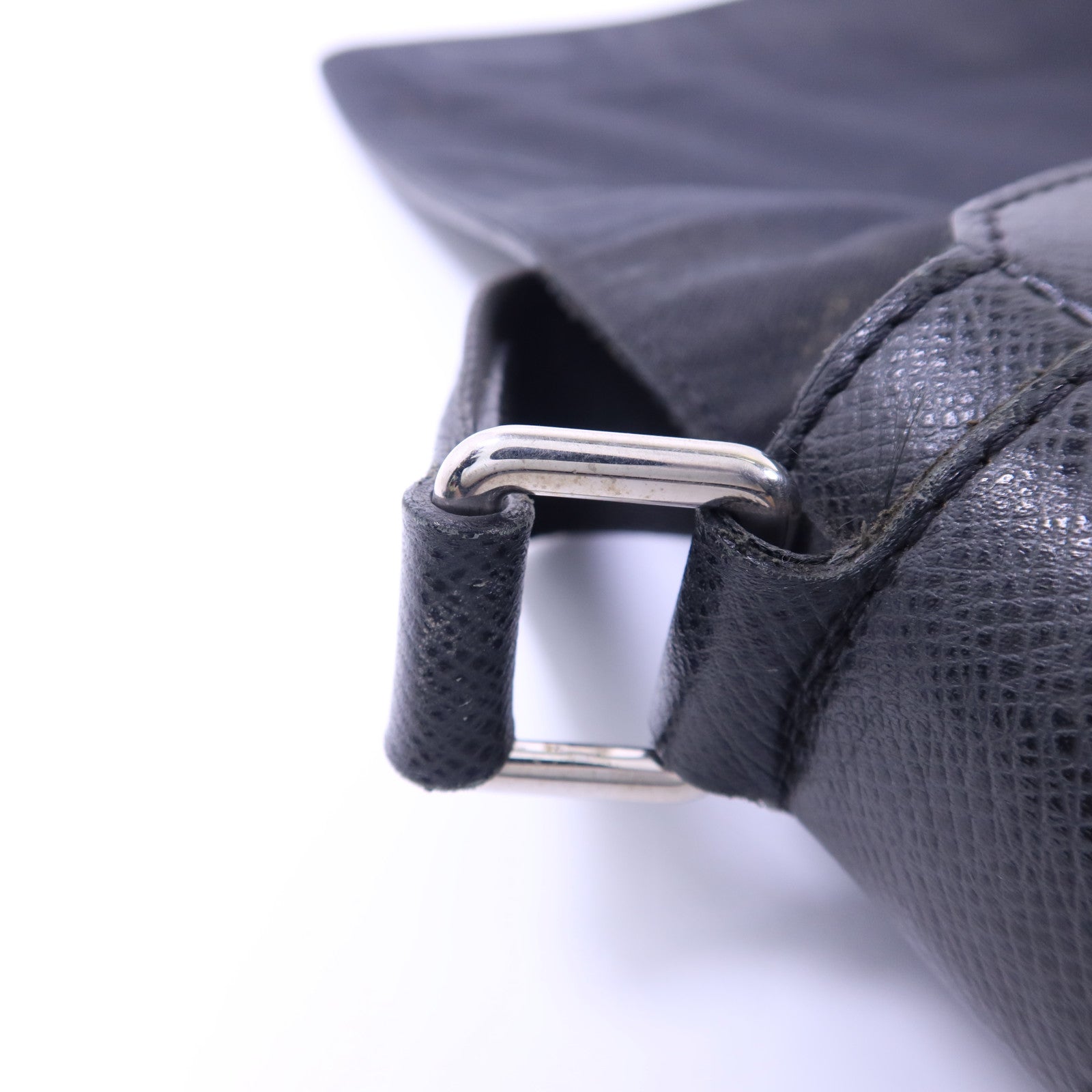 LOUIS VUITTON Taiga Roman MM銀扣肩背袋