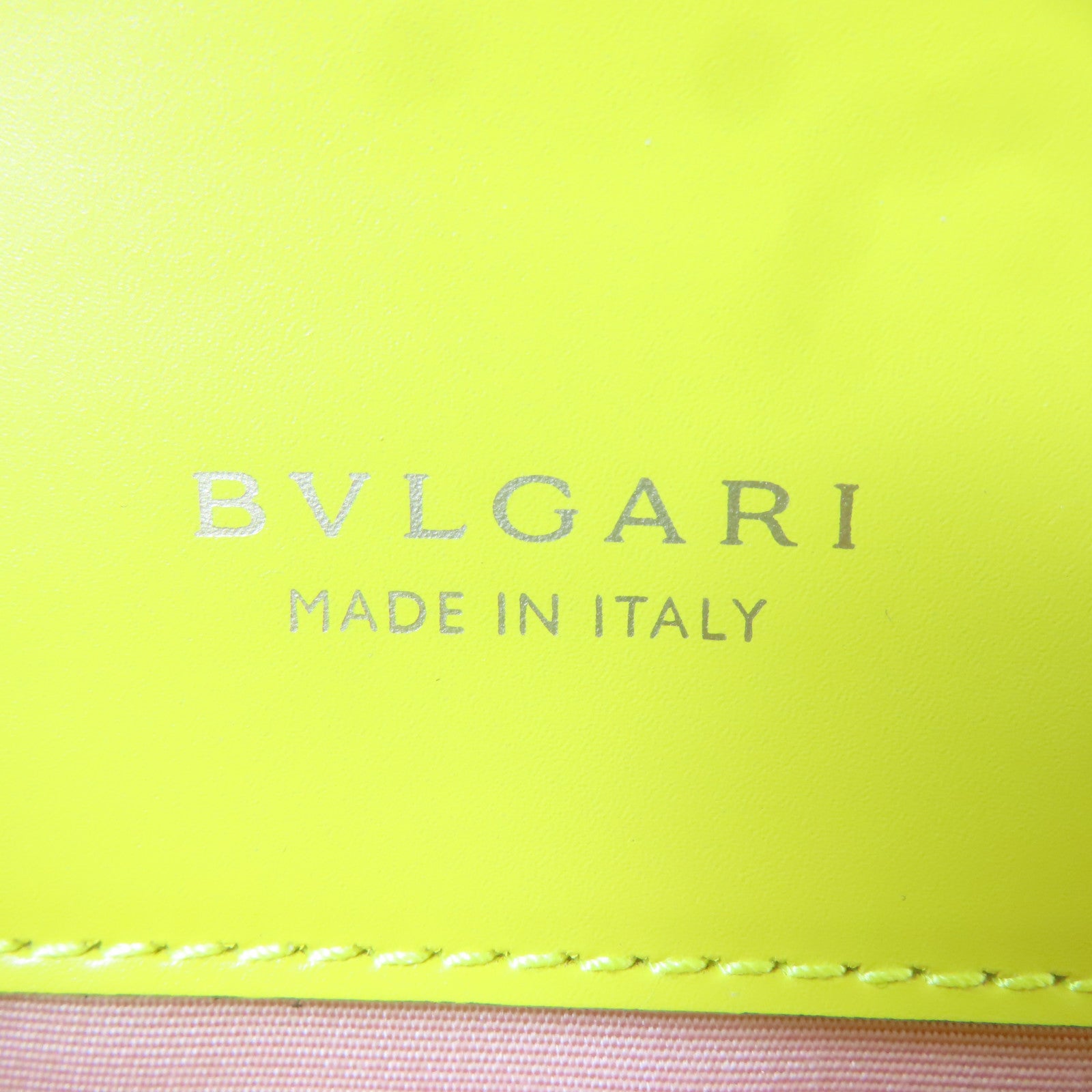 BVLGARI 牛皮皮革Serpenti金扣鏈帶肩背袋黃色