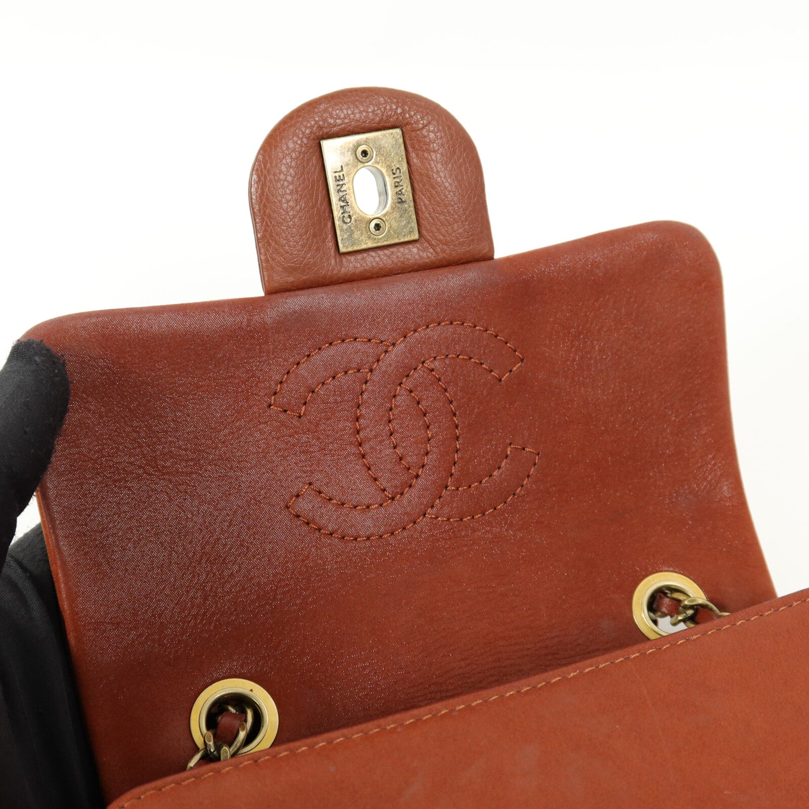 CHANEL 牛皮皮革Clutch With Chain鏈帶肩背袋