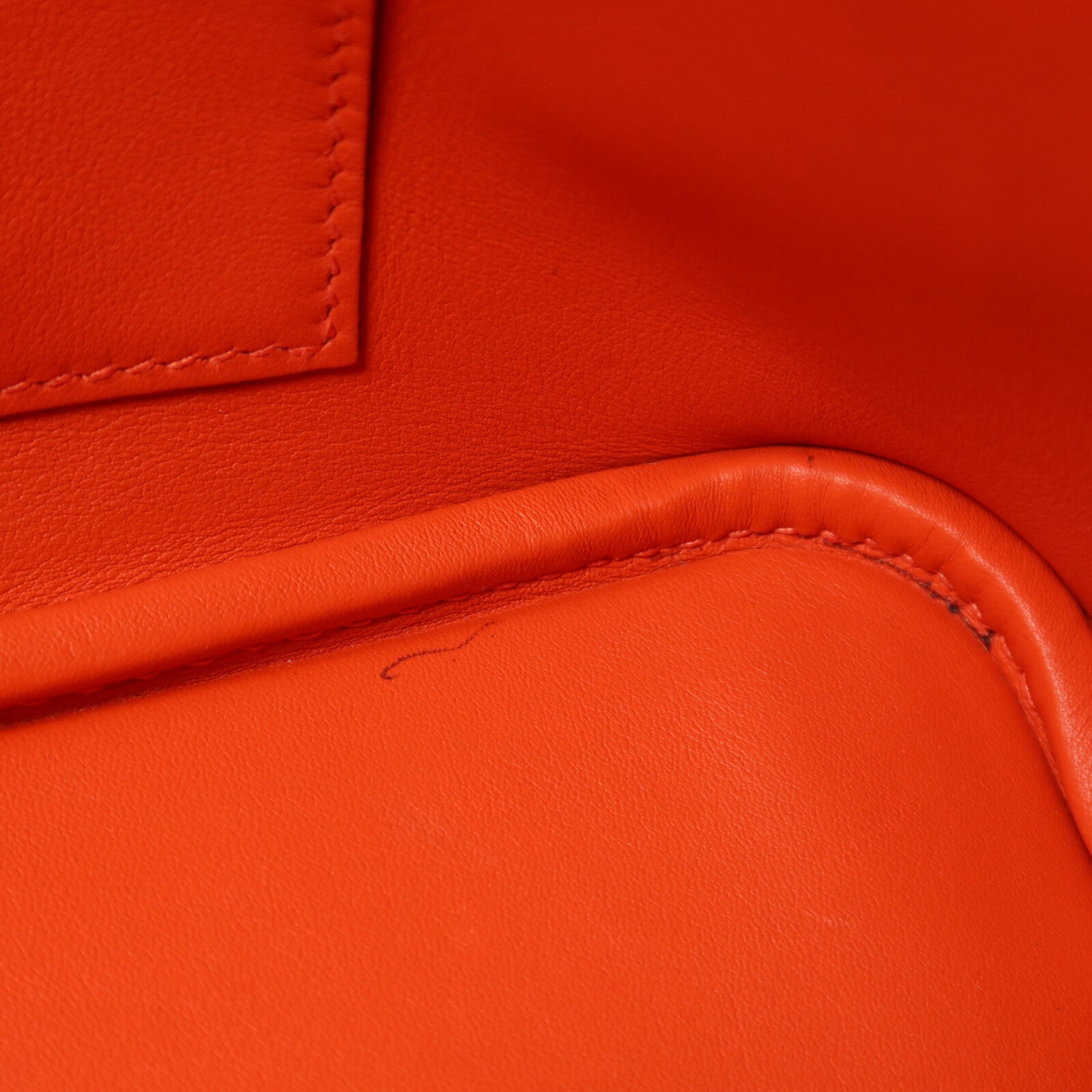 HERMES Epsom皮革Bolide 27金扣手挽肩背兩用袋Capucine