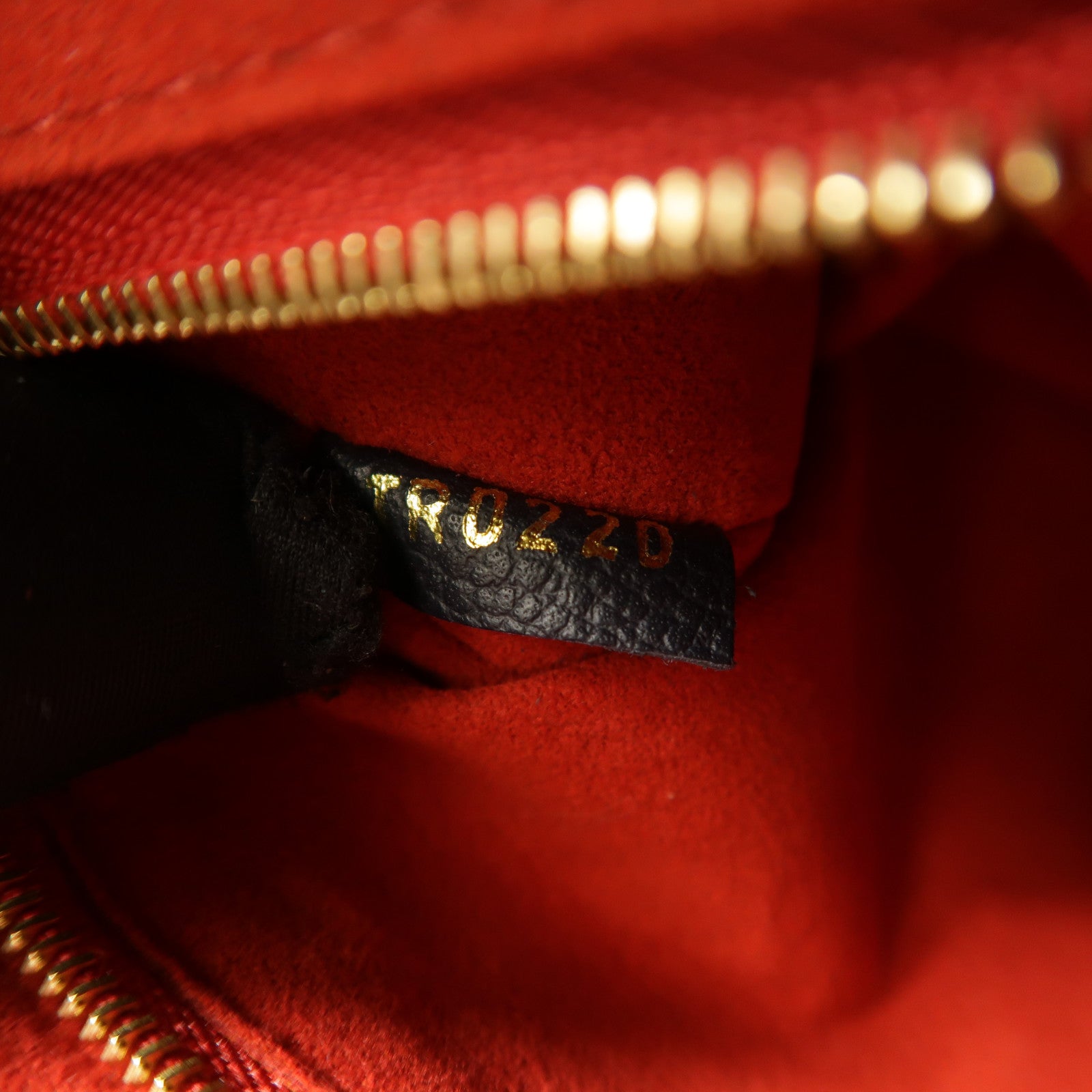 LOUIS VUITTON Monogram Empreinte Vavin PM肩背袋深藍色