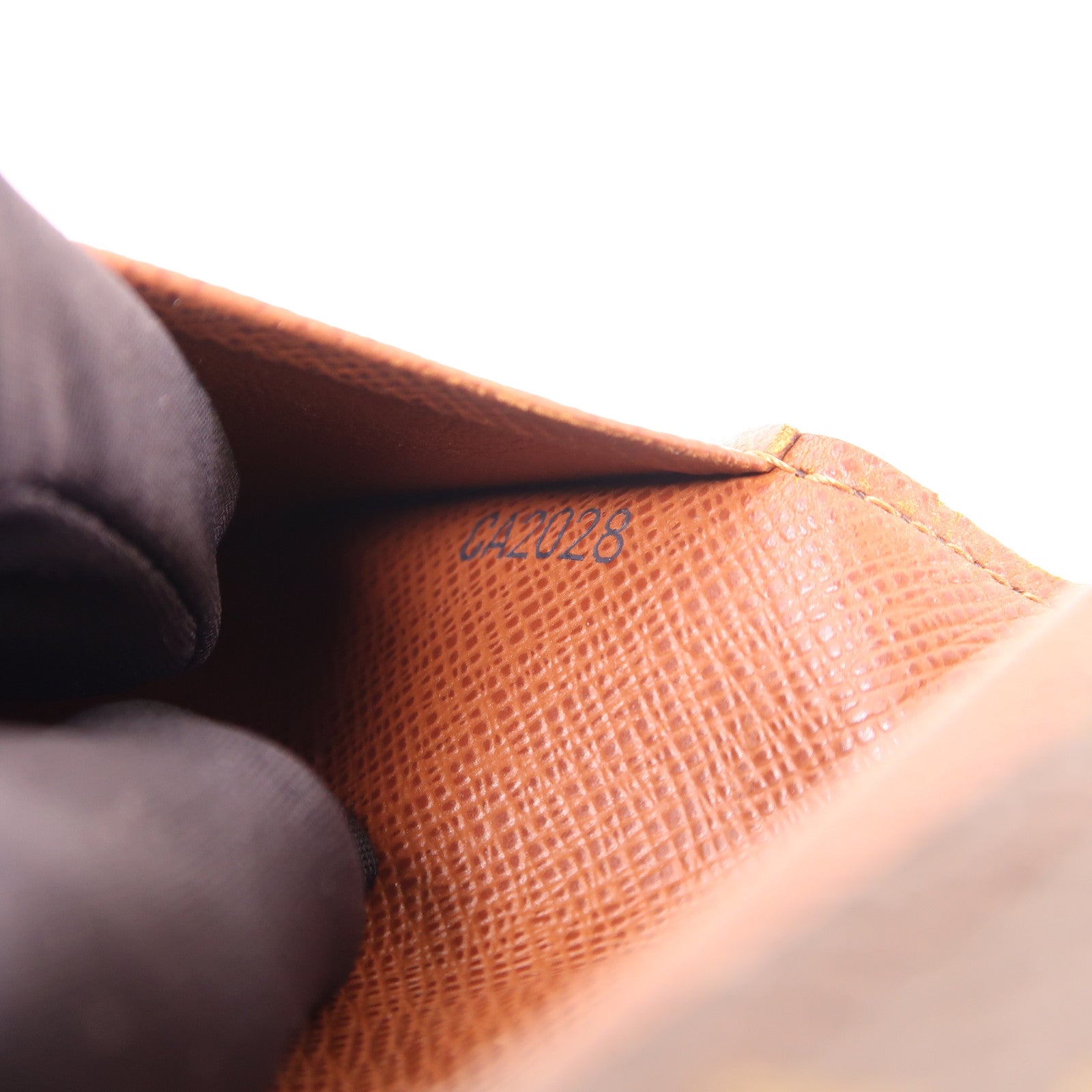 LOUIS VUITTON Monogram Card Case卡片套