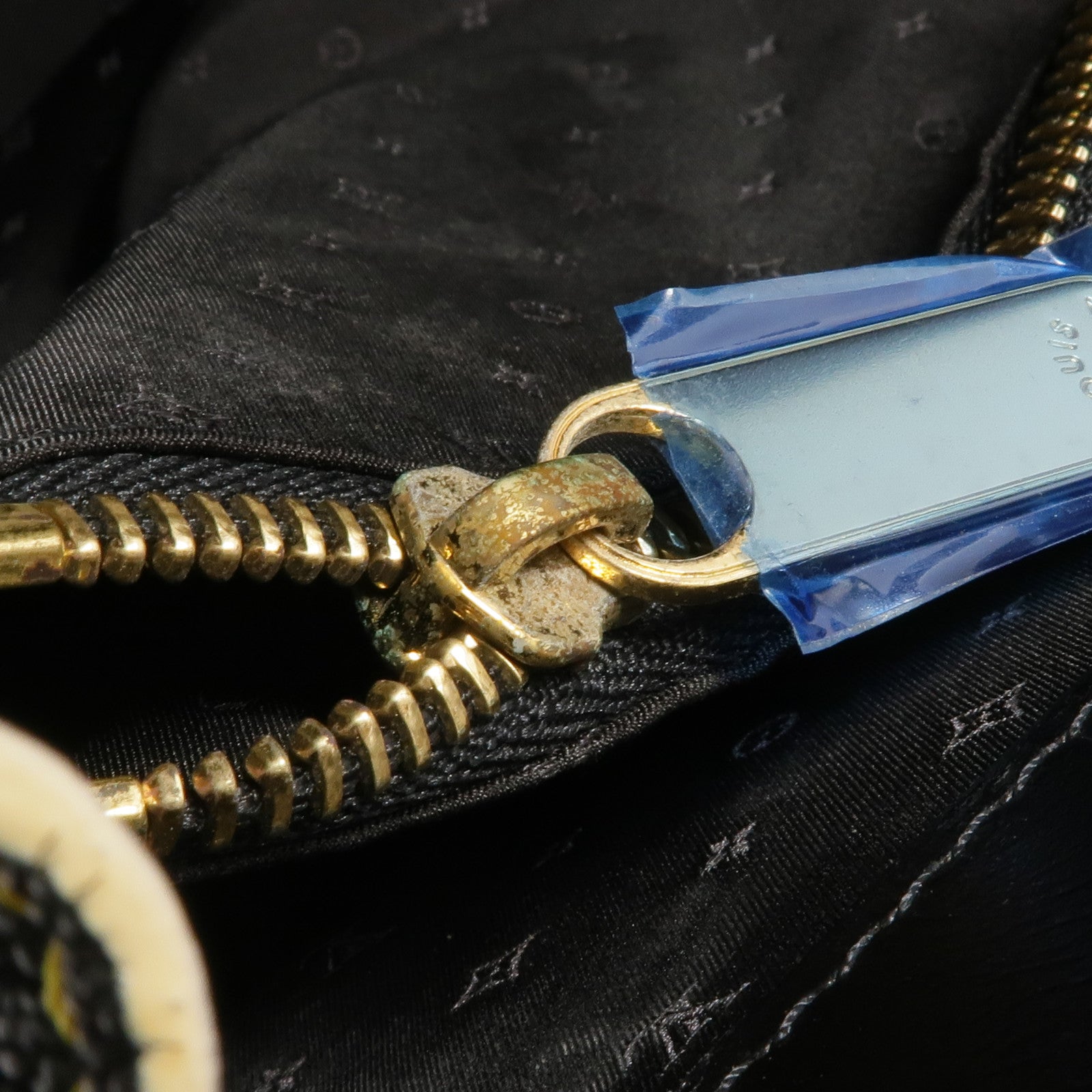 LOUIS VUITTON Suhali皮革Fabuleux金扣手挽袋