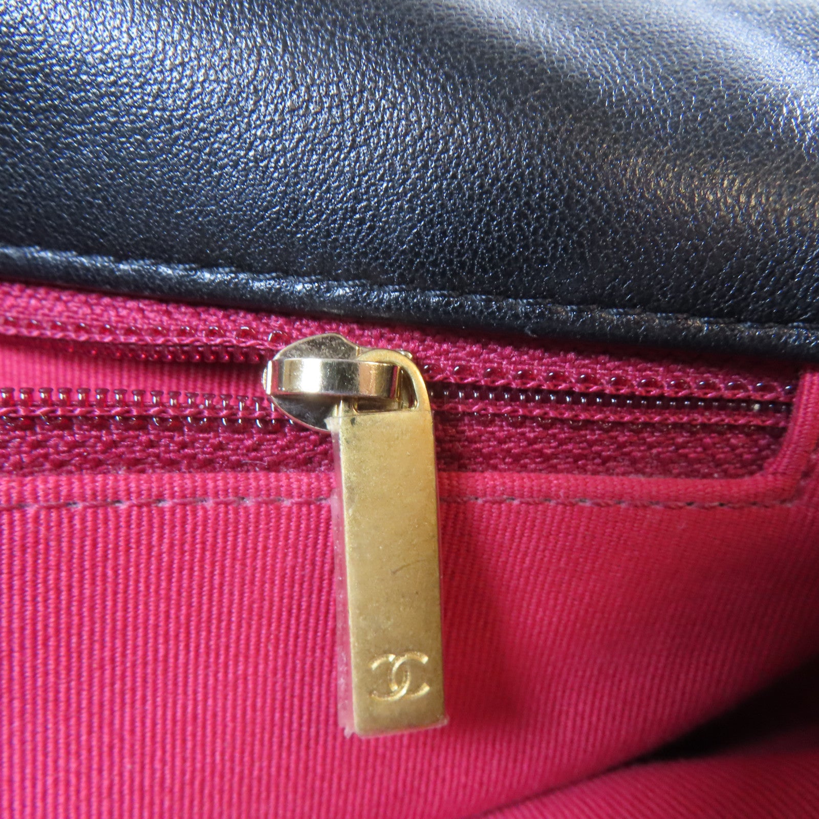 CHANEL 【激減優惠】菱格羊皮皮革C19 Large Chain Shoulder Bag金扣手挽肩背兩用袋黑色