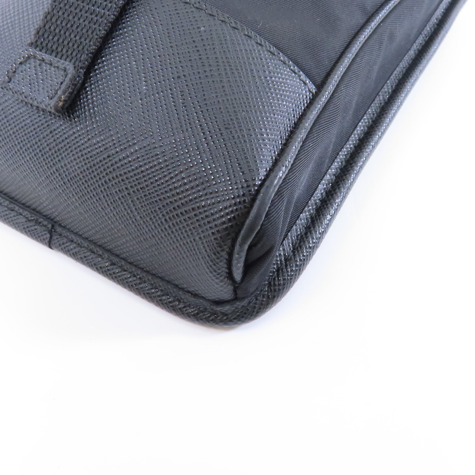 PRADA 尼龍/皮革Phone Holder Shoulder Bag銀扣手機袋斜孭袋黑色
