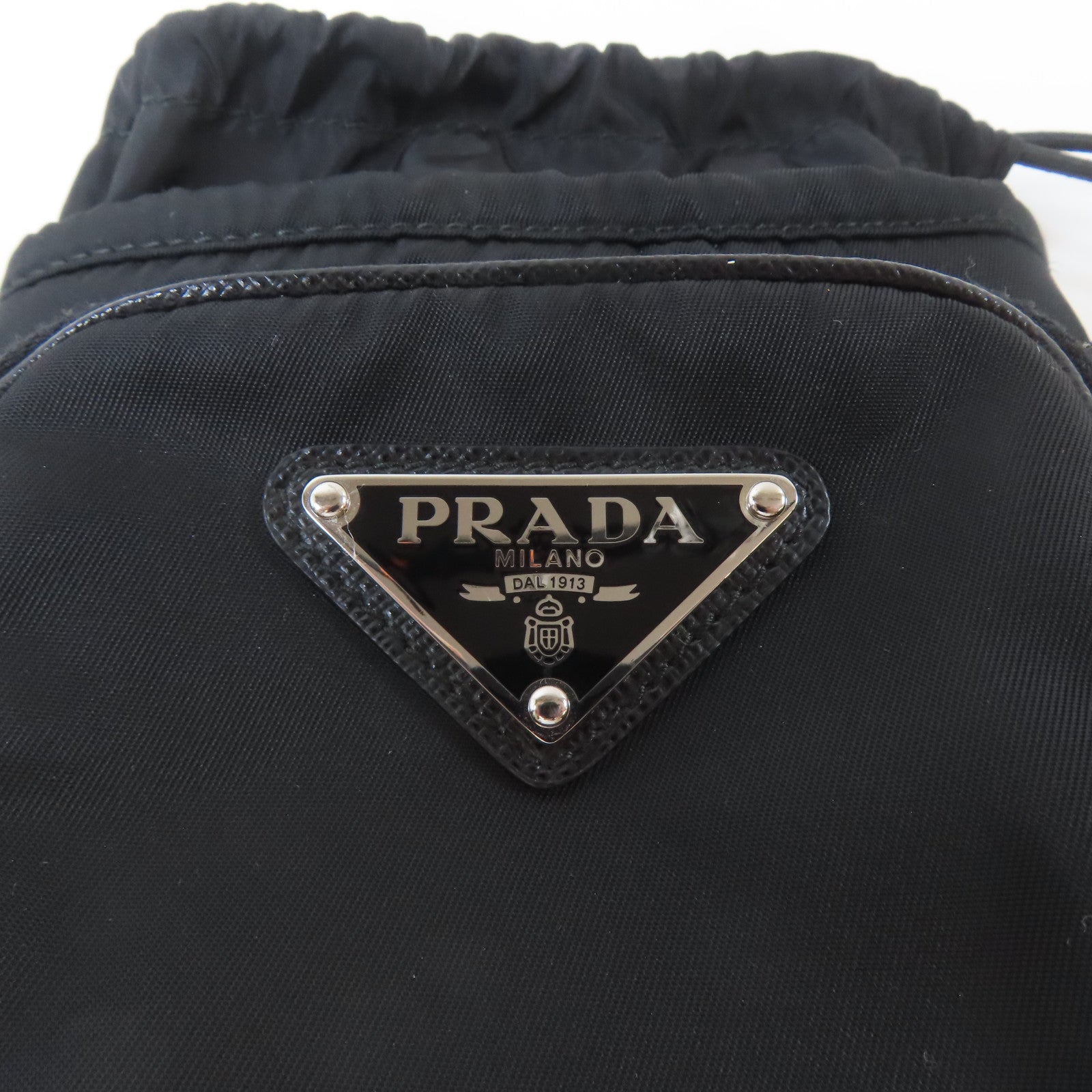 PRADA 尼龍Shoulder Bag銀扣肩背袋黑色