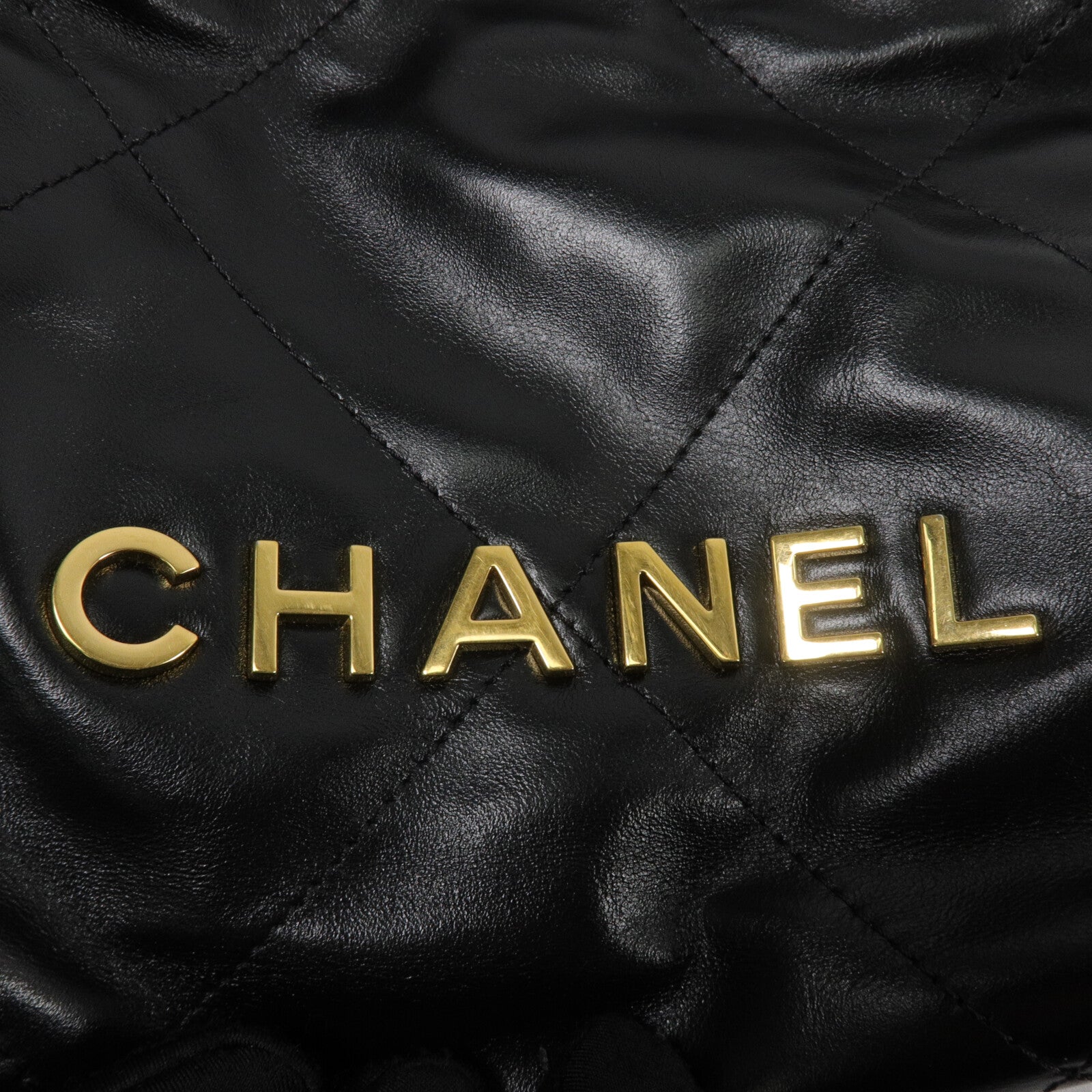 CHANEL 牛皮皮革Chanel 22 Mini鏈帶肩背袋
