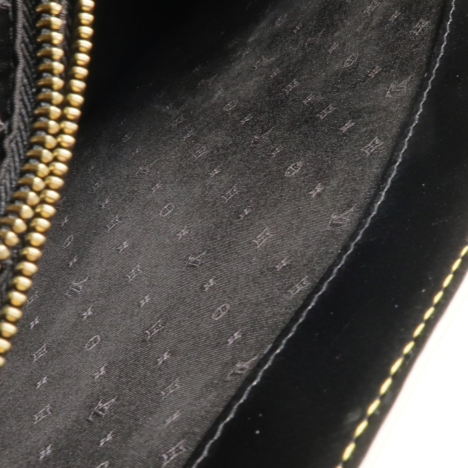 LOUIS VUITTON Suhali皮革Fabuleux金扣手挽袋