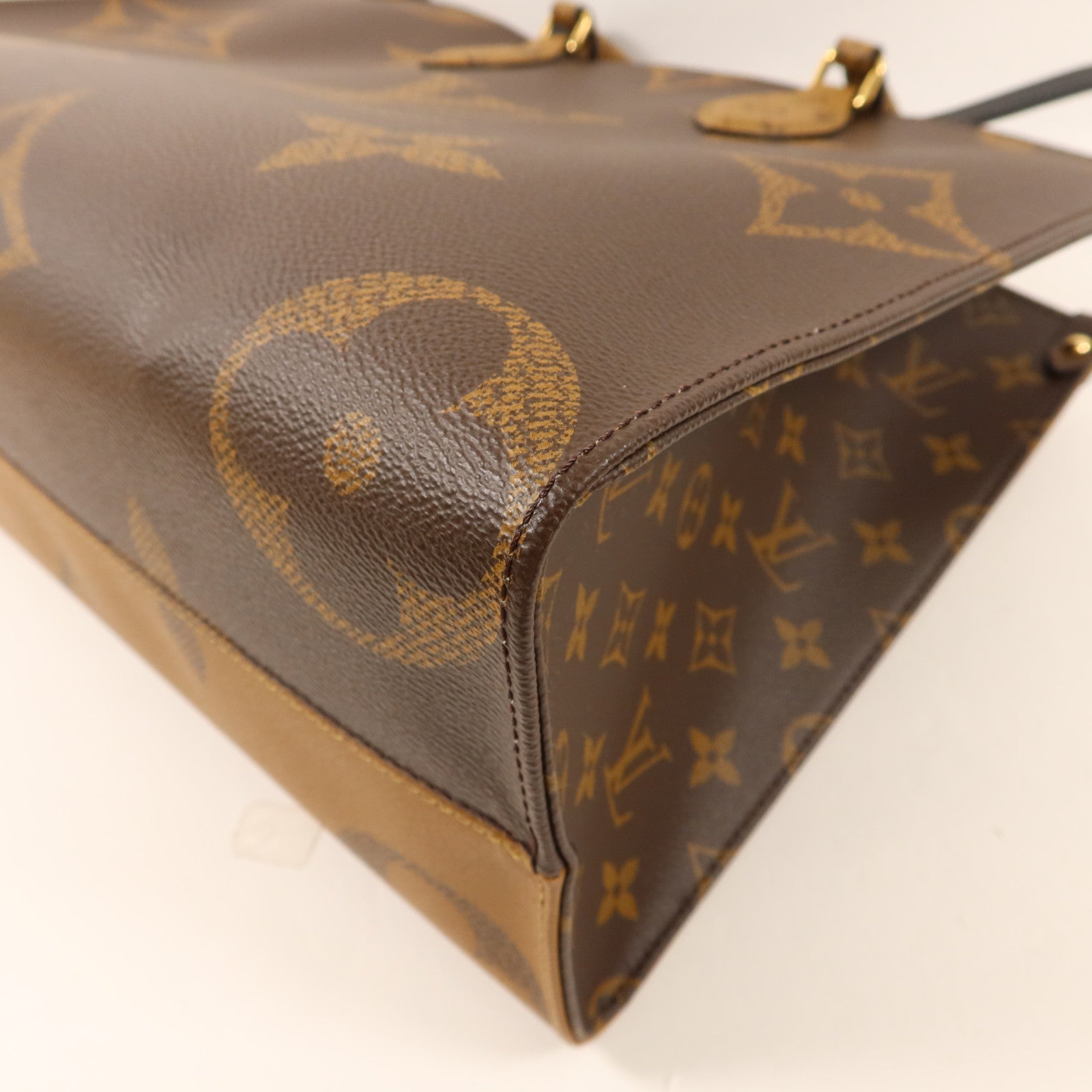 LOUIS VUITTON Monogram Giant On The Go MM金扣手挽肩背兩用袋
