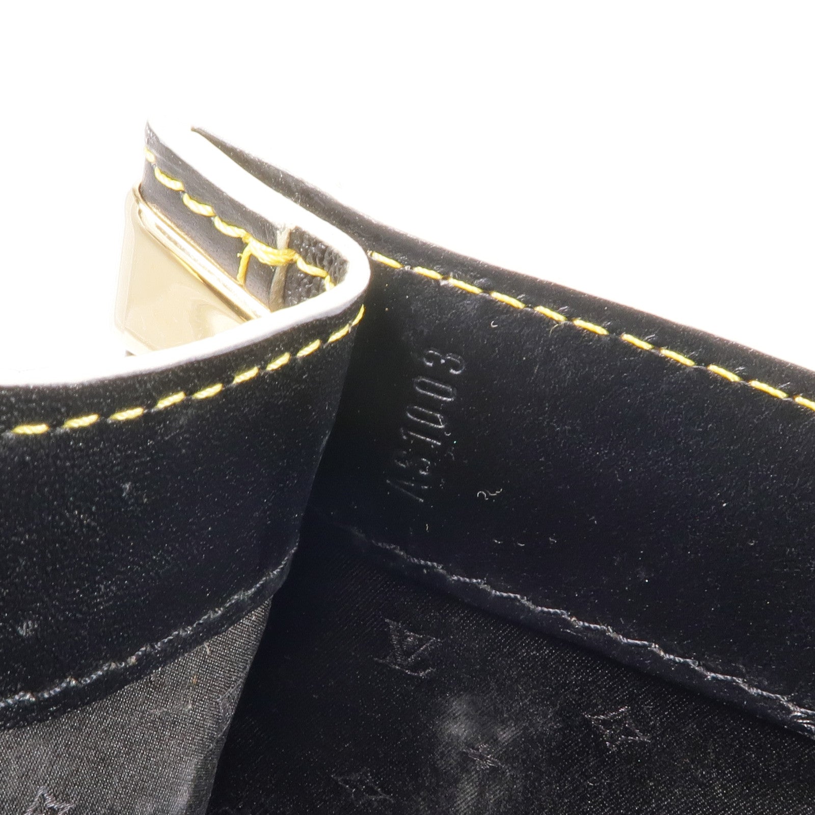 LOUIS VUITTON Suhali皮革Fabuleux金扣手挽袋