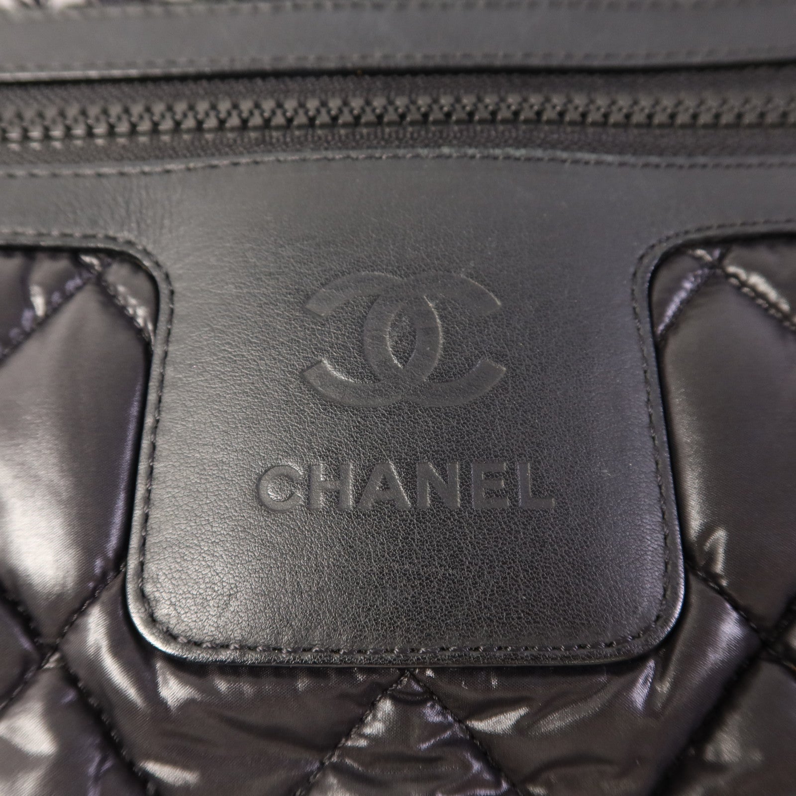 CHANEL 尼龍Coco Cocoon銀扣肩背袋