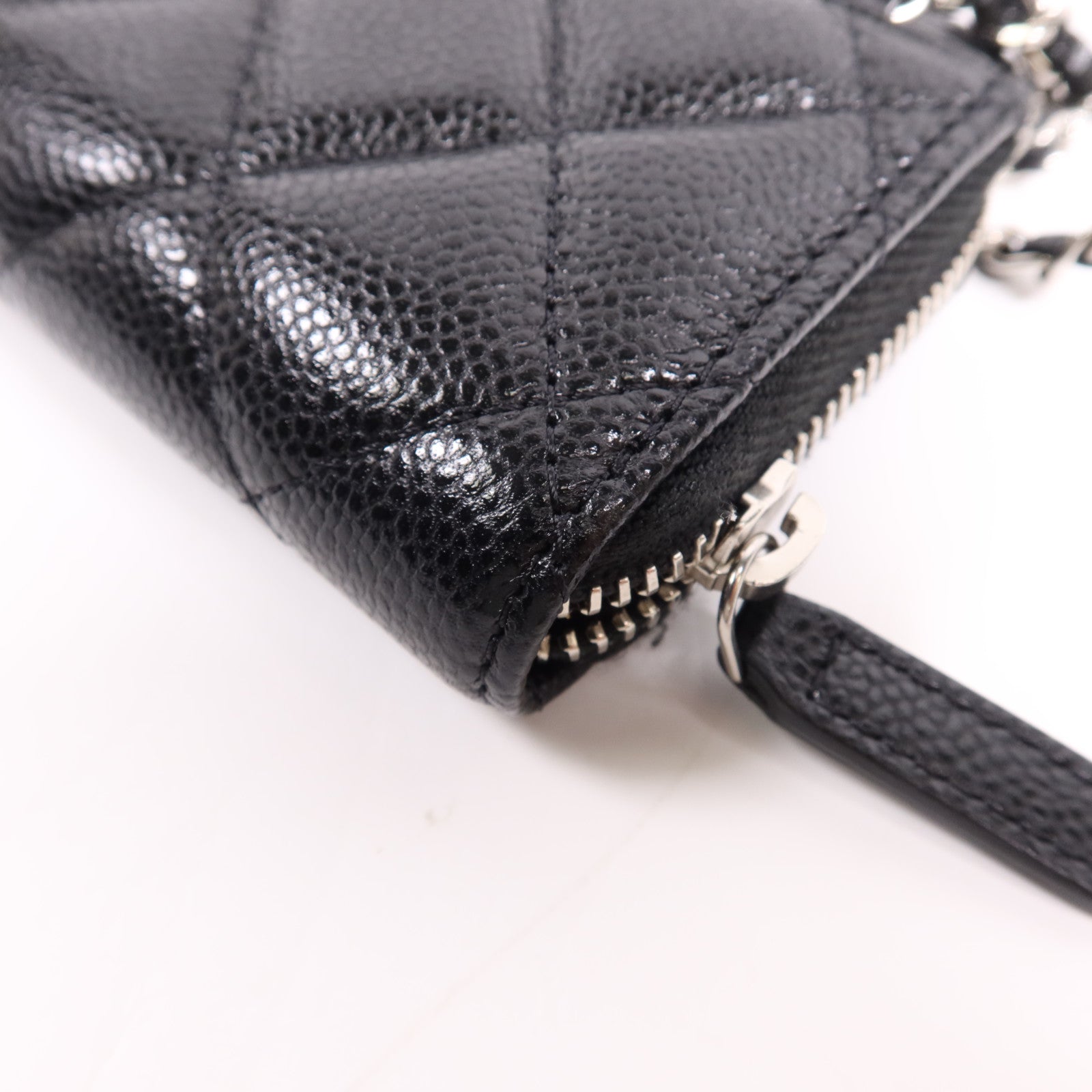 CHANEL 牛皮皮革Chain Card Case銀扣鏈帶卡片套