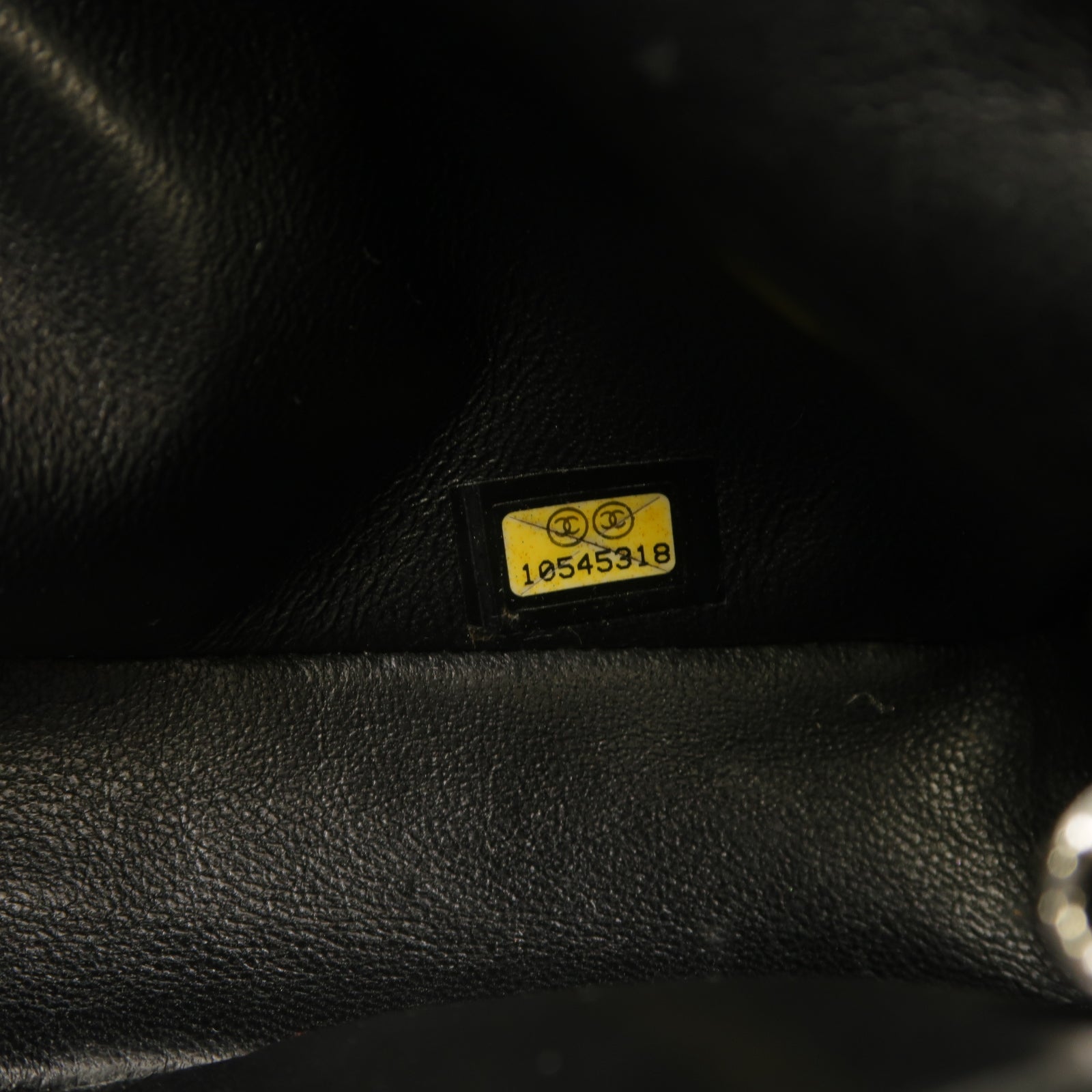 CHANEL 菱格Caviar皮革Chain Shoulder銀扣鏈帶肩背袋黑色