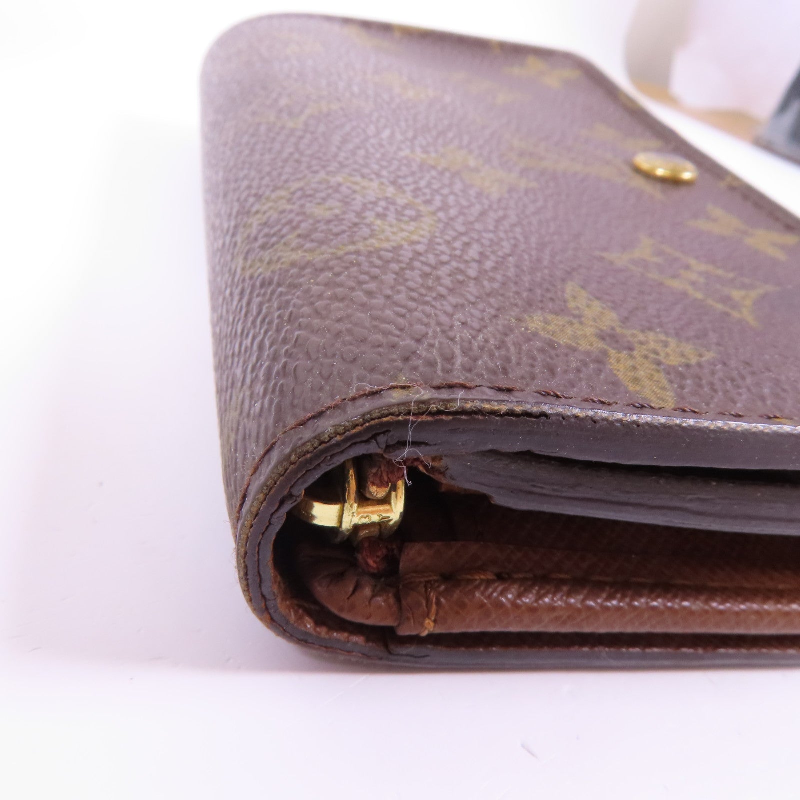 LOUIS VUITTON Monogram Porte Monnaie 金扣錢包