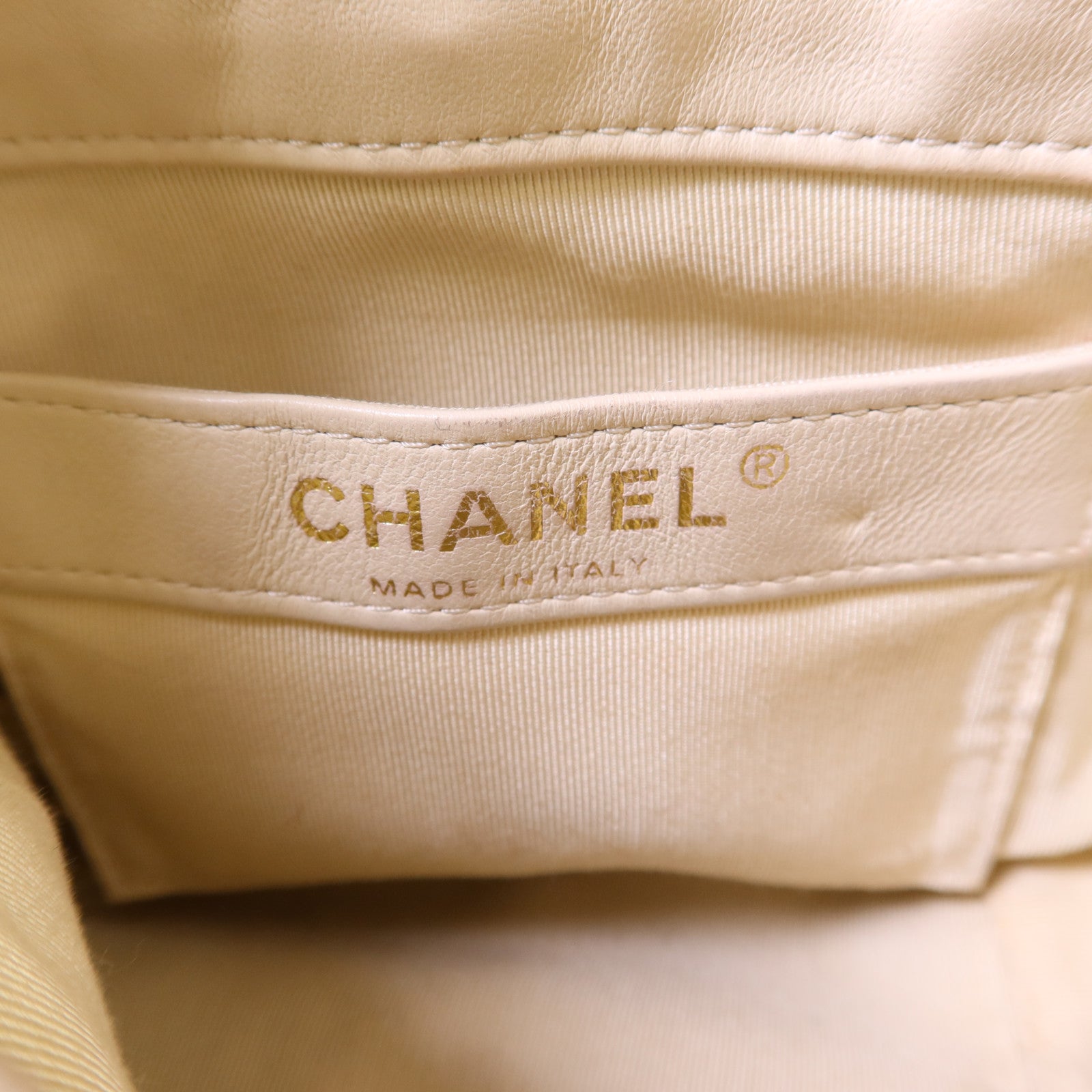 CHANEL 羊皮皮革Drawstring Bag金扣鏈帶肩背袋