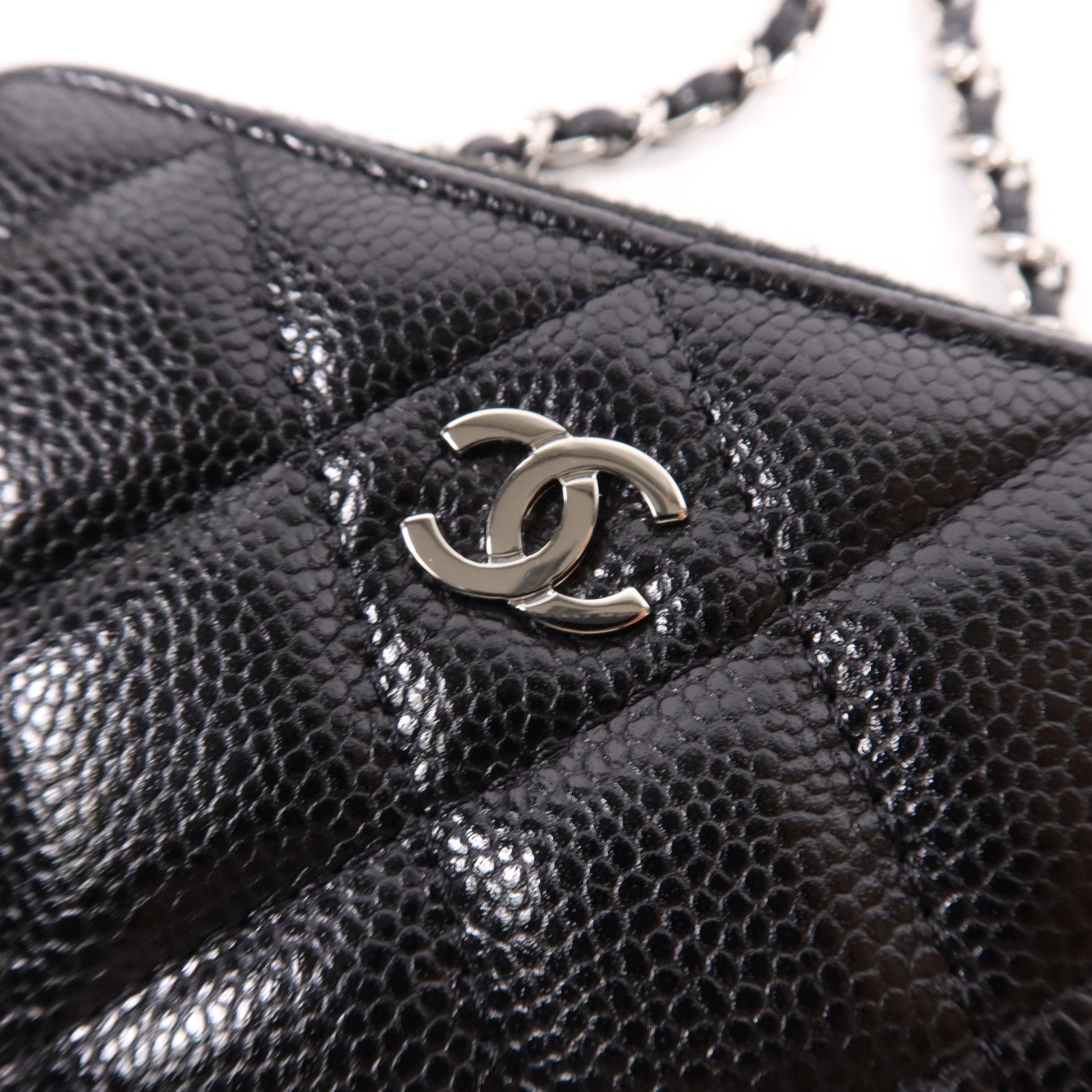 CHANEL 牛皮皮革Chain Card Case銀扣鏈帶卡片套