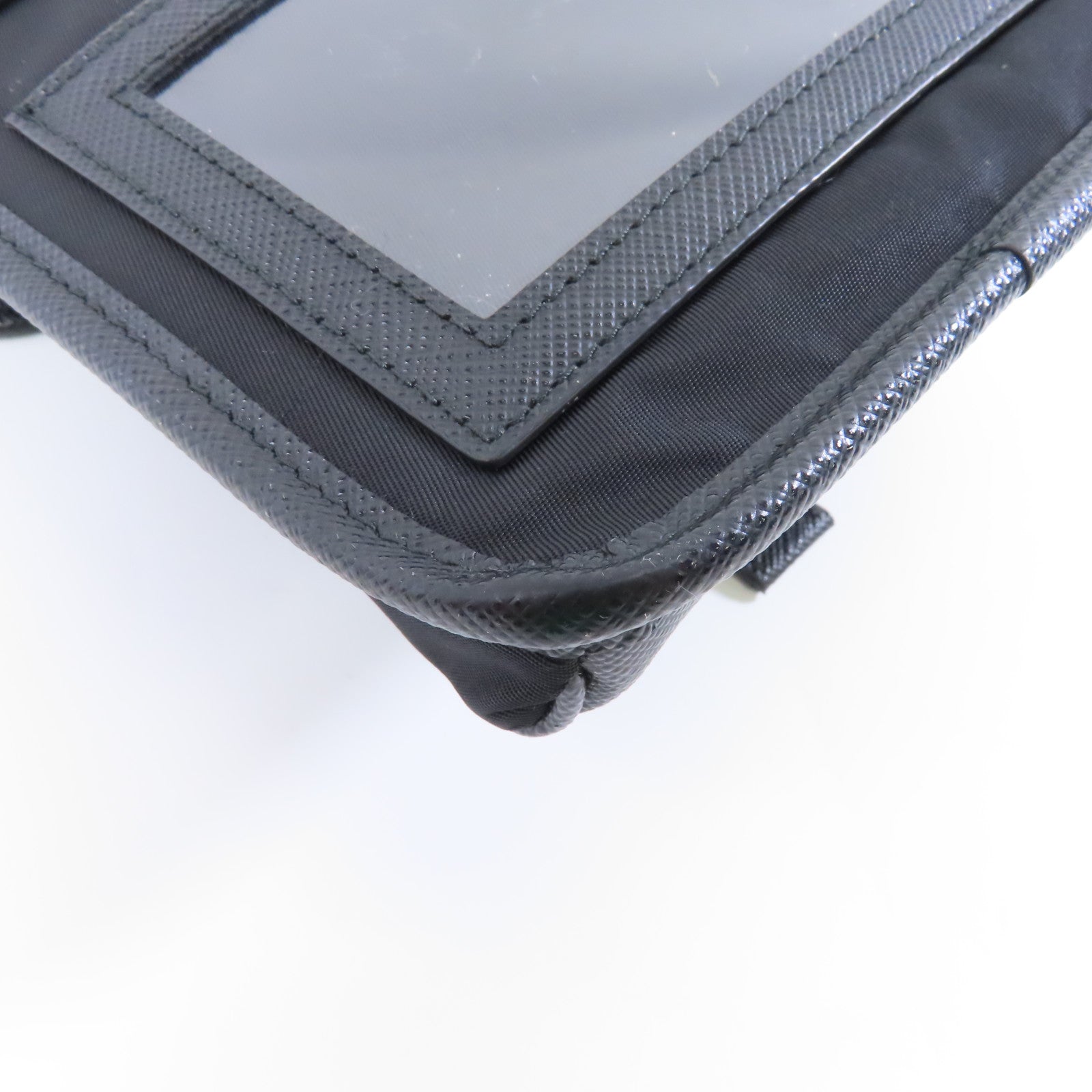 PRADA 尼龍/皮革Phone Holder Shoulder Bag銀扣手機袋斜孭袋黑色