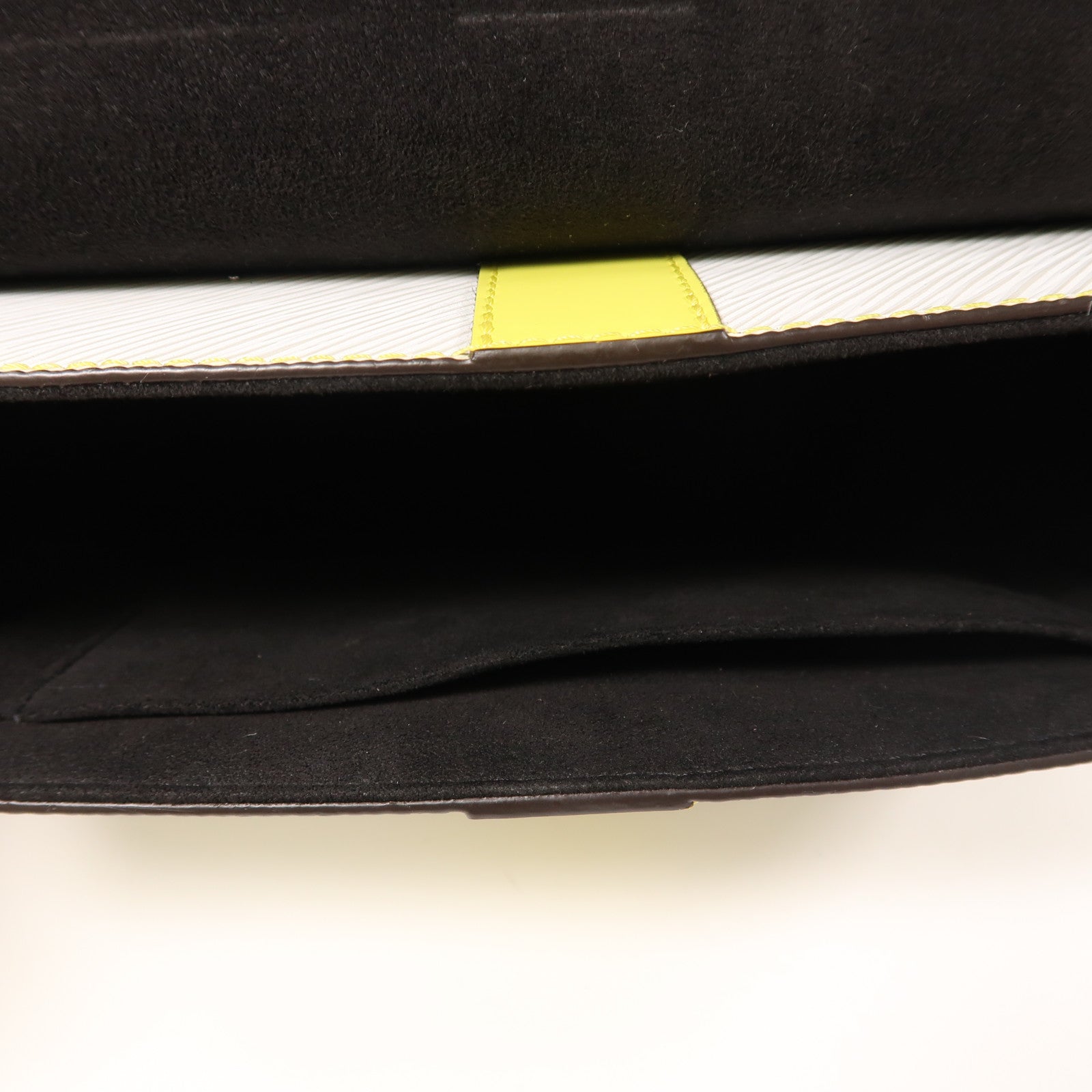 LOUIS VUITTON Epi Twist MM銀扣鏈帶肩背袋