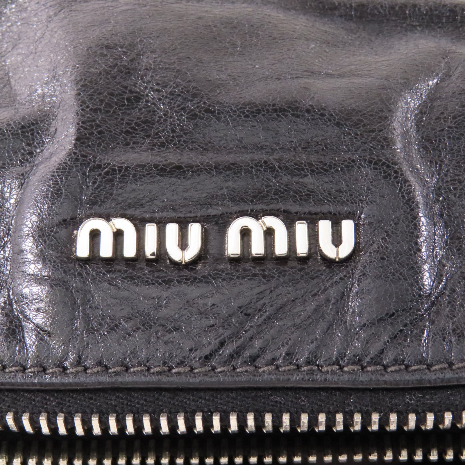 Miu Miu 牛皮皮革Shoulder Bag銀扣手挽肩背兩用袋