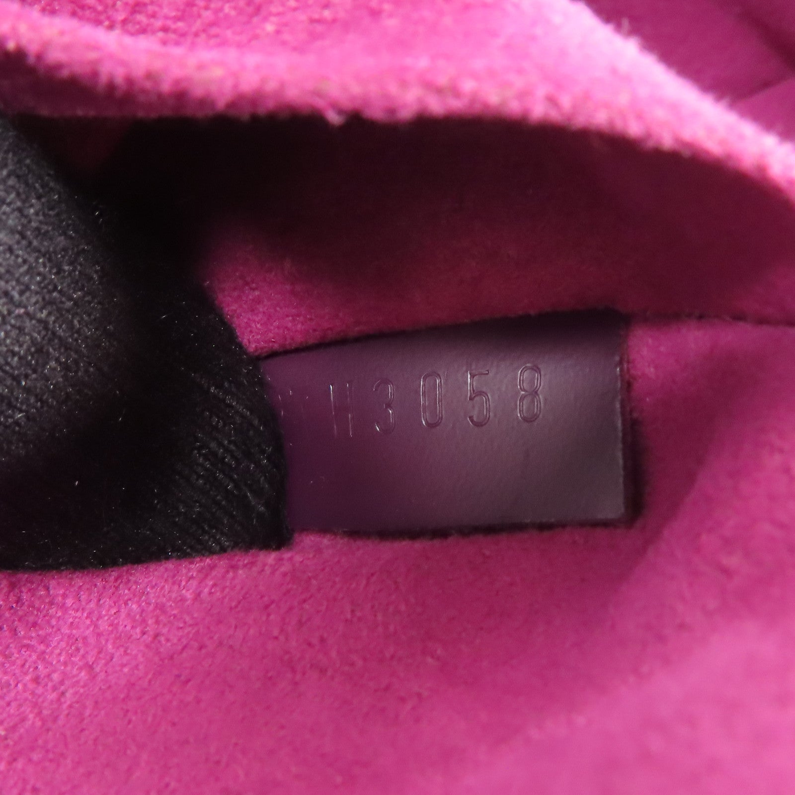 LOUIS VUITTON Epi Pont Neuf銀扣手挽袋
