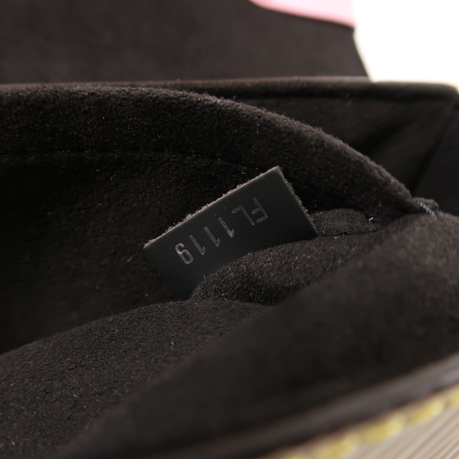 LOUIS VUITTON Epi Twist MM銀扣鏈帶肩背袋