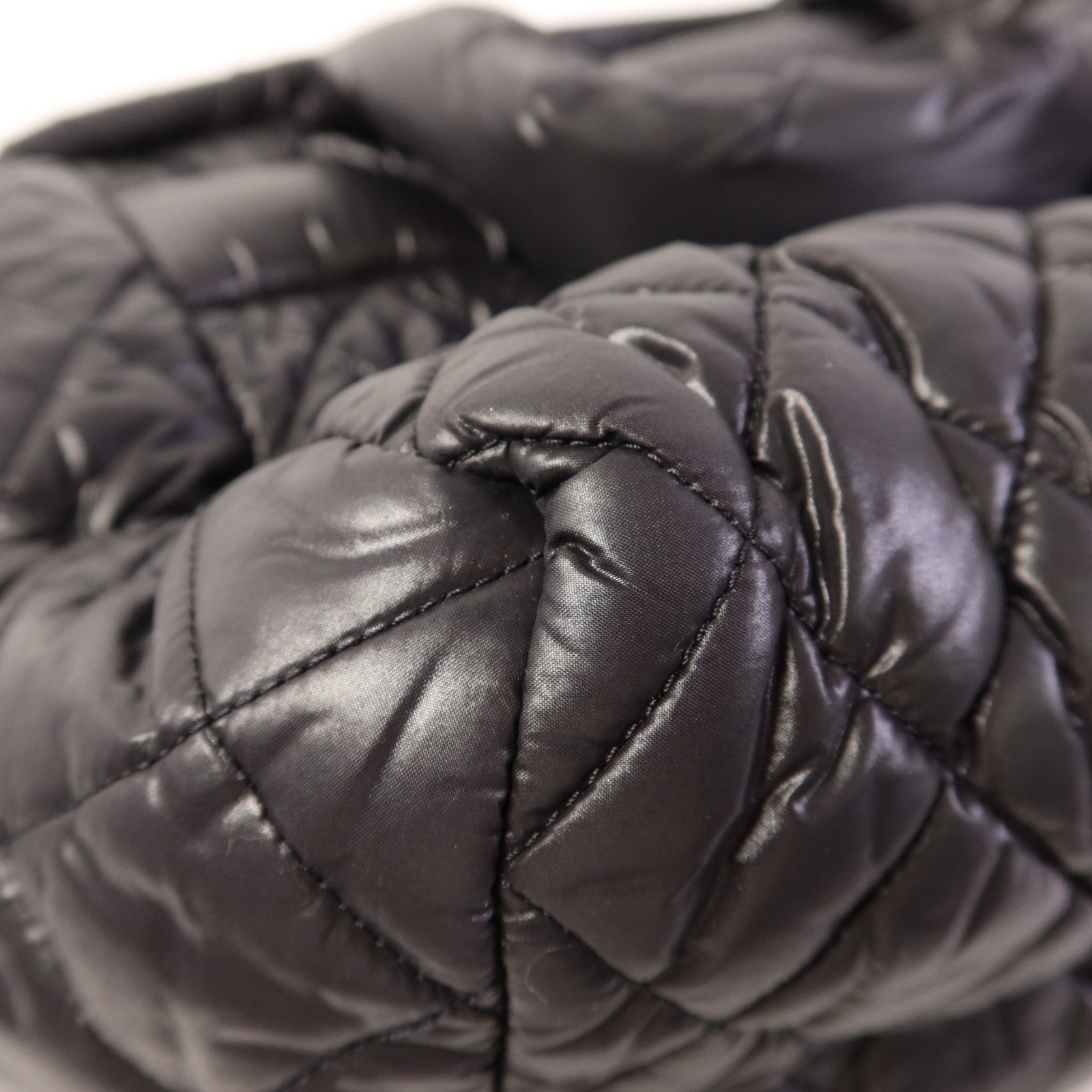 CHANEL 尼龍Coco Cocoon銀扣肩背袋