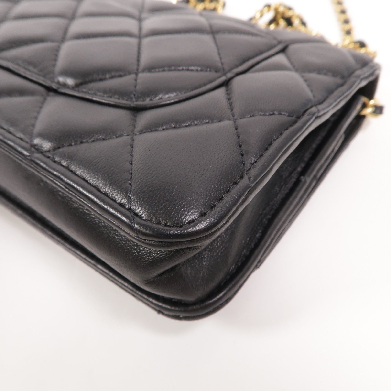 CHANEL 羊皮皮革Wallet On Chain鏈帶肩背袋