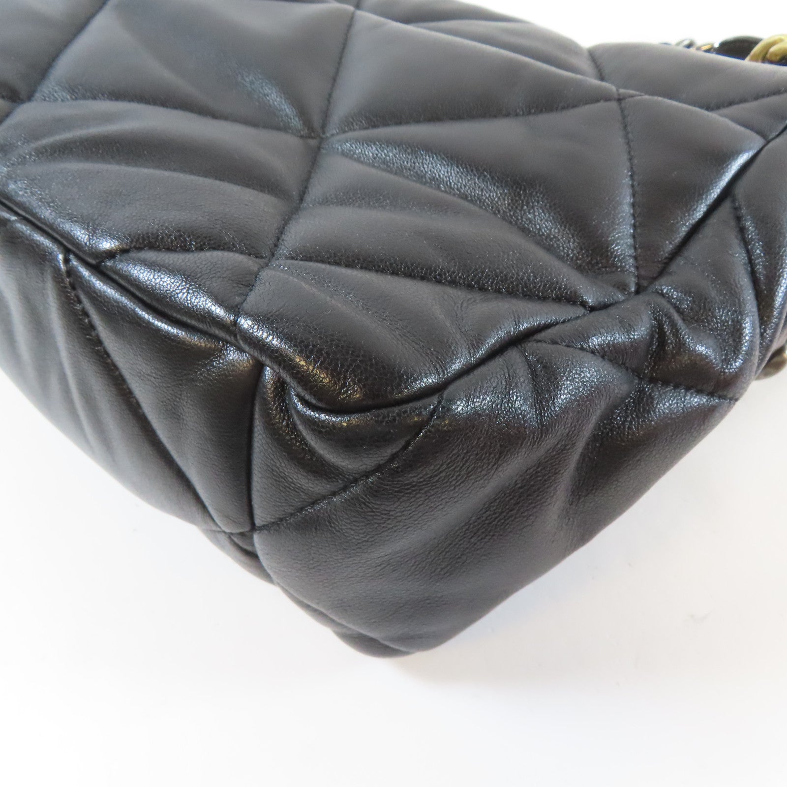 CHANEL 【激減優惠】菱格羊皮皮革C19 Large Chain Shoulder Bag金扣手挽肩背兩用袋黑色