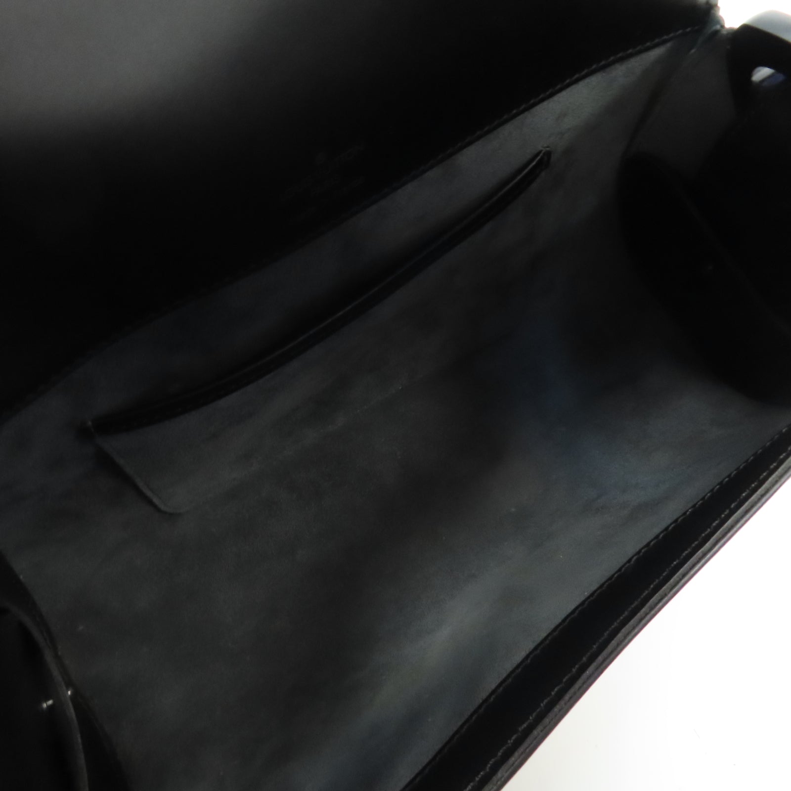 LOUIS VUITTON Epi Nocturne PM金扣肩背袋黑色