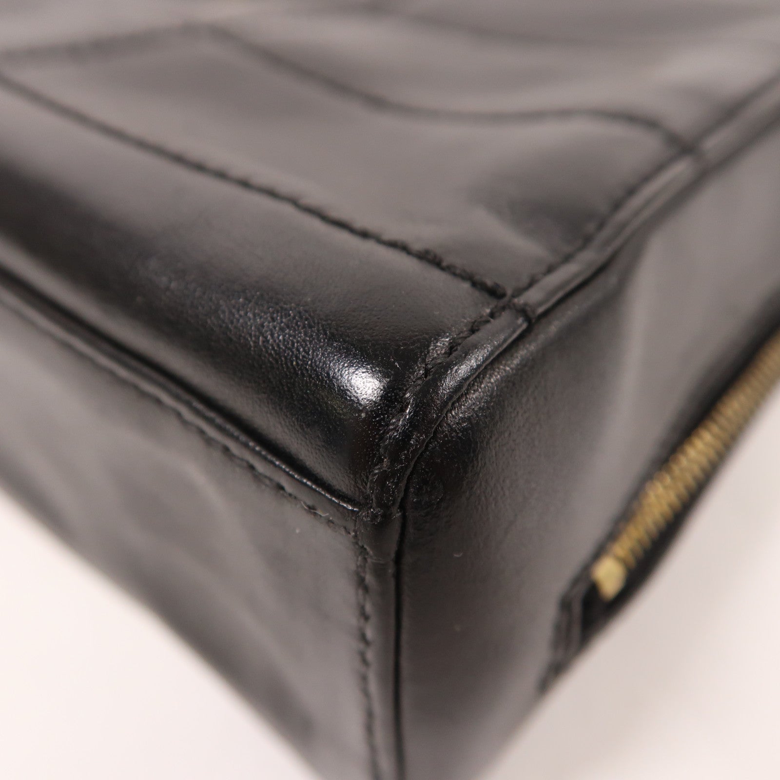 CHANEL 牛皮皮革Chain Shoulder金扣鏈帶肩背袋