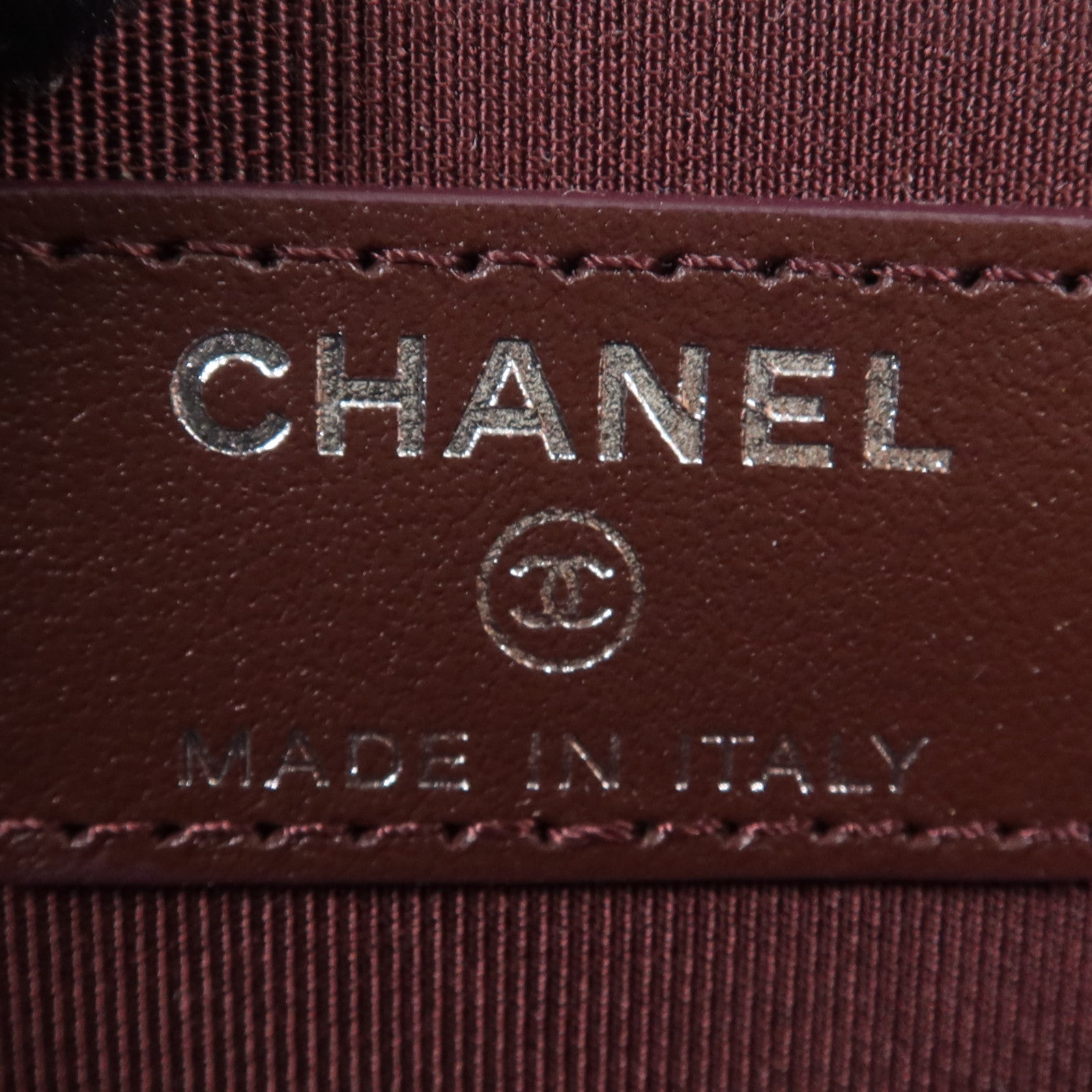 CHANEL 牛皮皮革Chain Card Case銀扣鏈帶卡片套