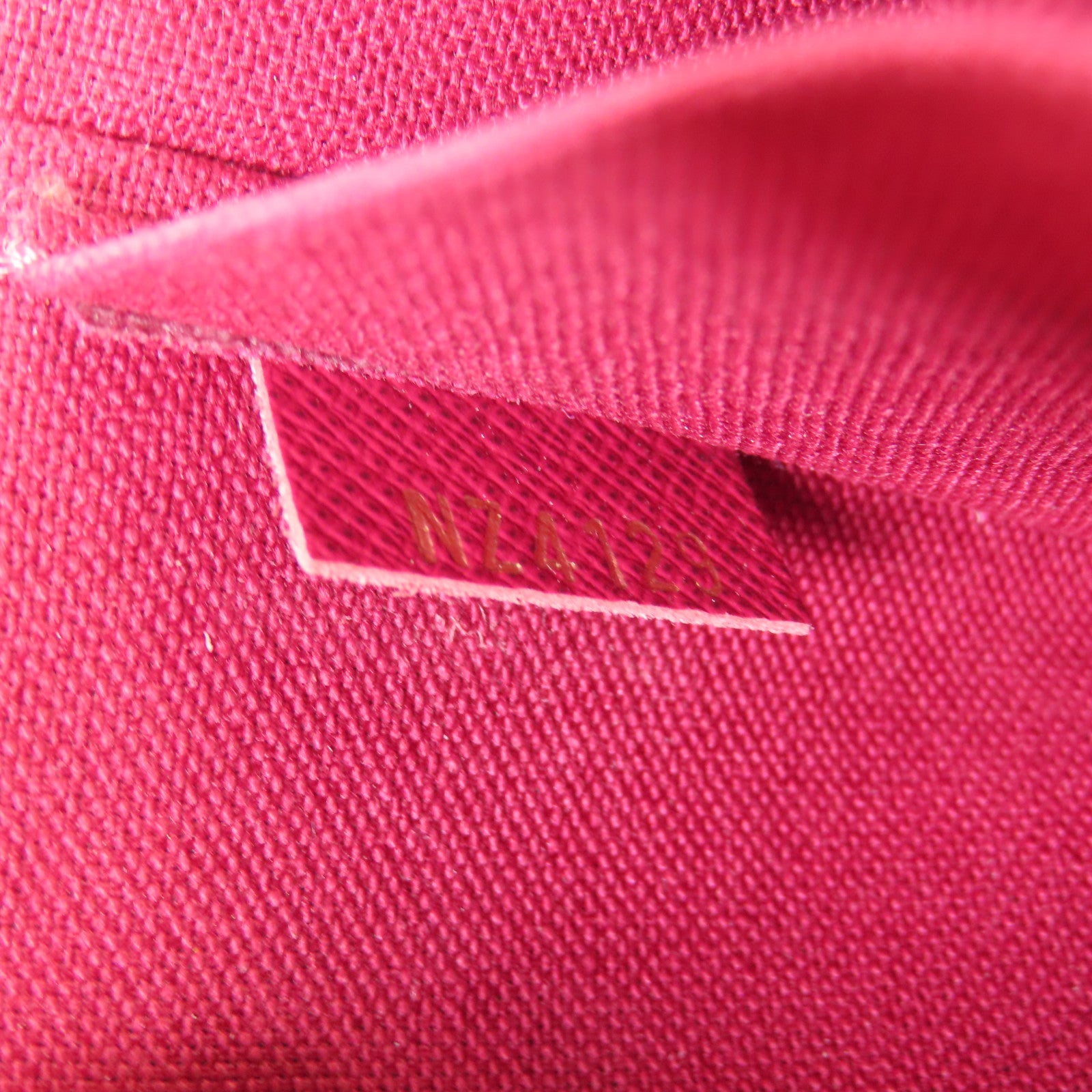 LOUIS VUITTON Monogram Pochette Felicie金扣鏈帶肩背袋