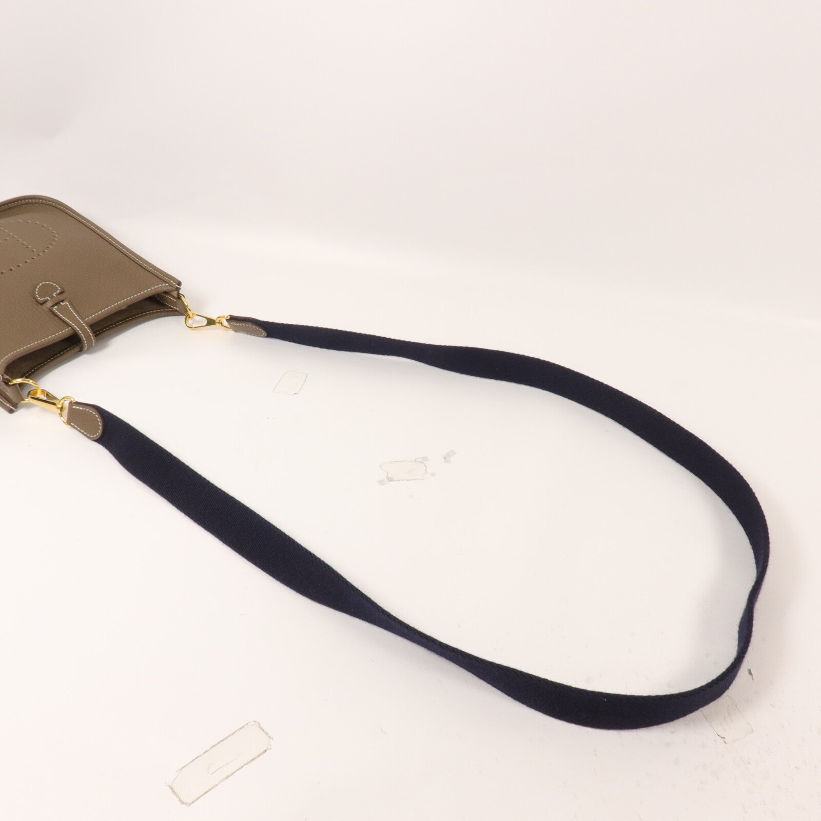 HERMES Clemence皮革Evelyne TPM肩背袋Etoupe