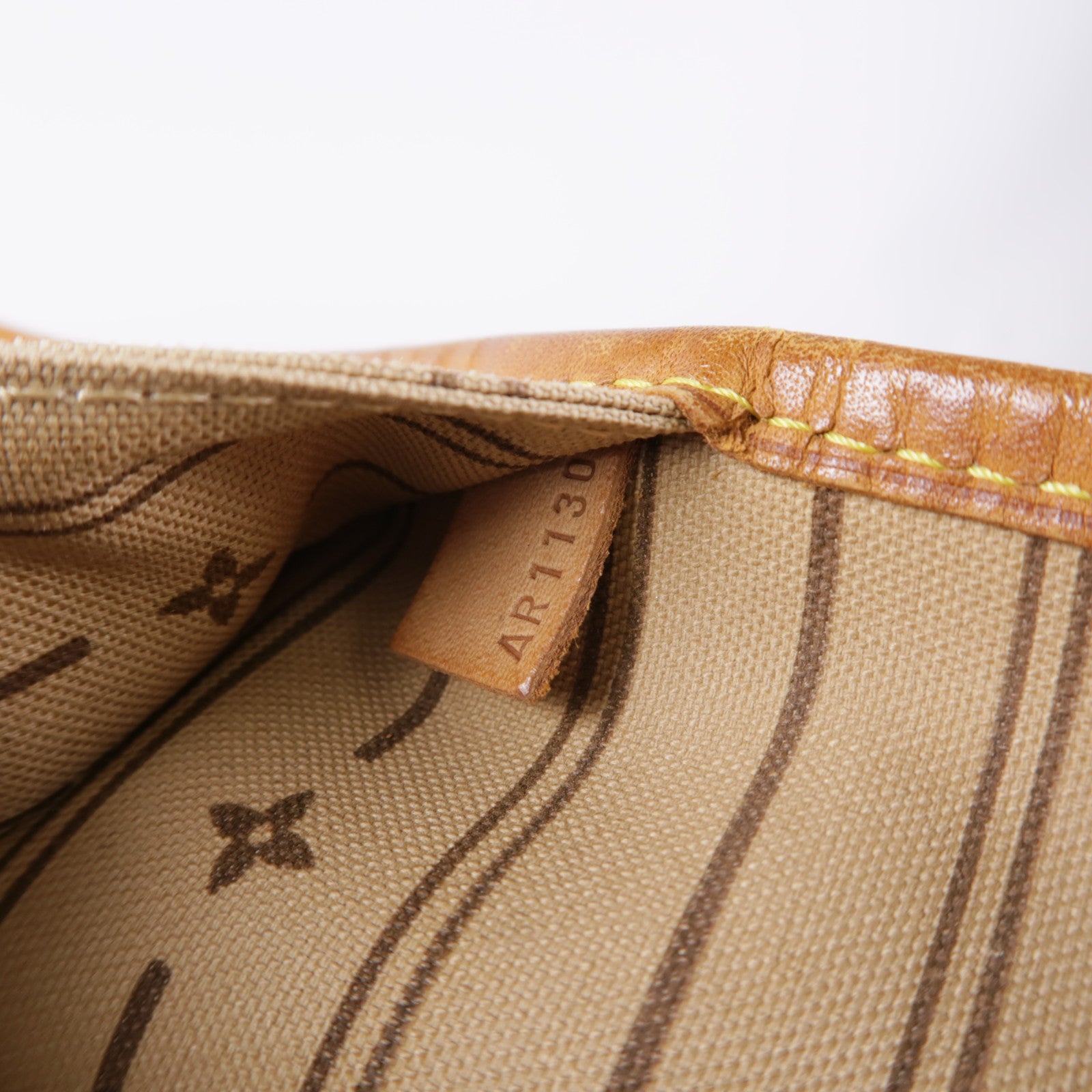 LOUIS VUITTON Monogram Neverfull MM金扣手挽袋