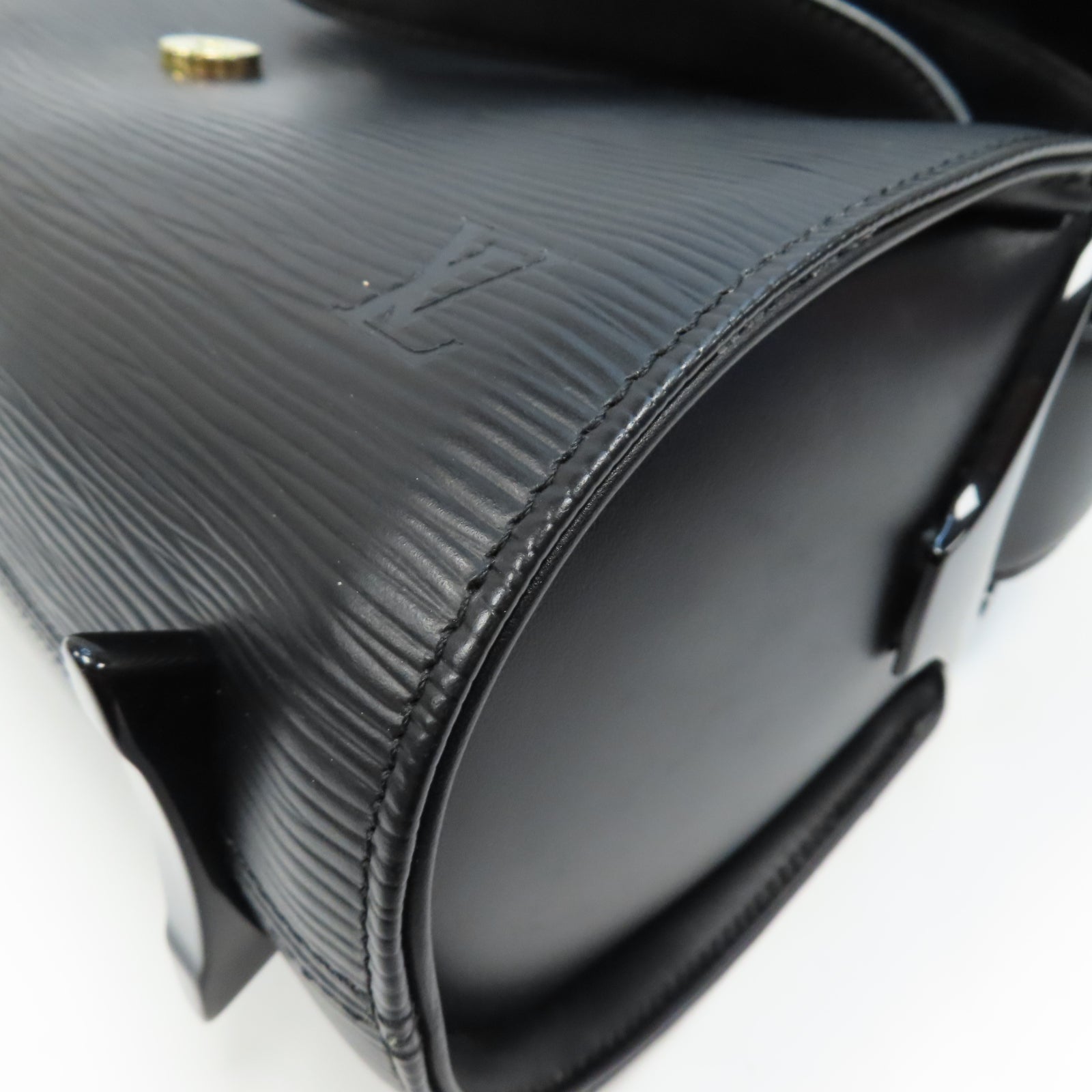 LOUIS VUITTON Epi Nocturne PM金扣肩背袋黑色